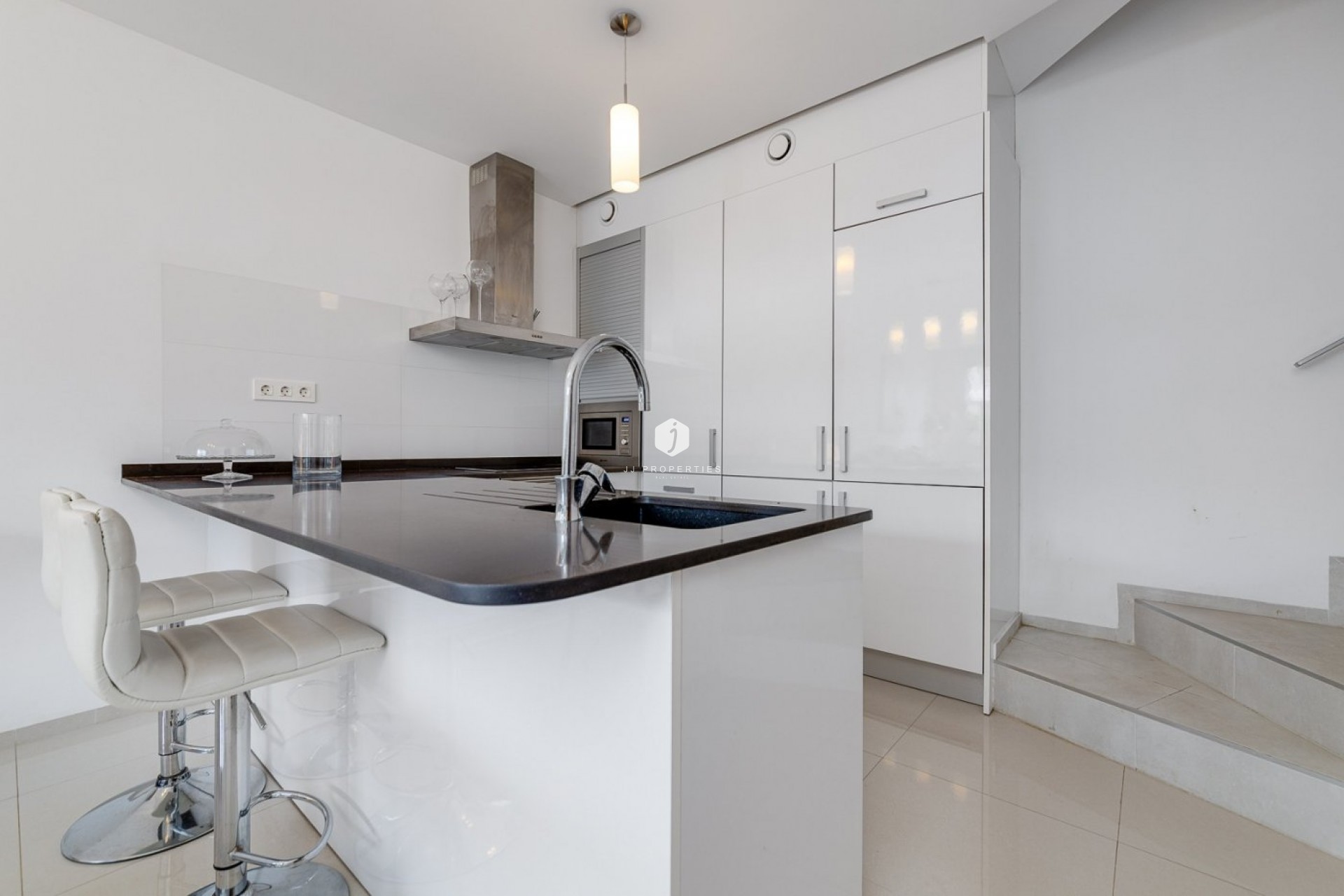 Resale - Chalet -
Torrevieja - Sector 25