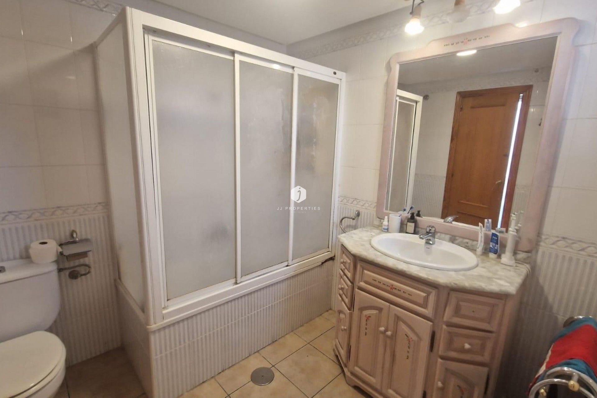 Resale - Chalet -
Torrevieja - Torreblanca