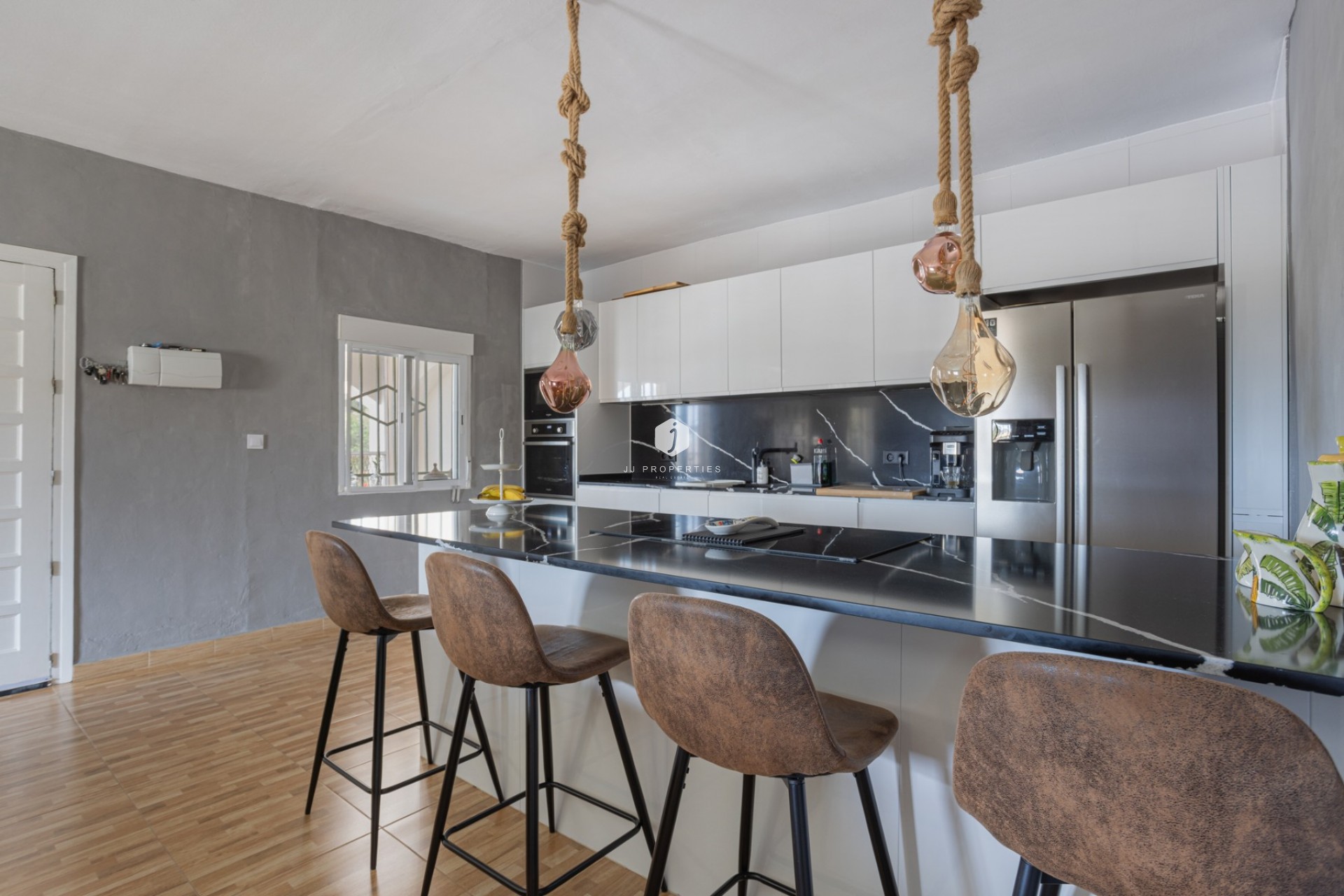 Resale - Country Property -
Albatera - Inland