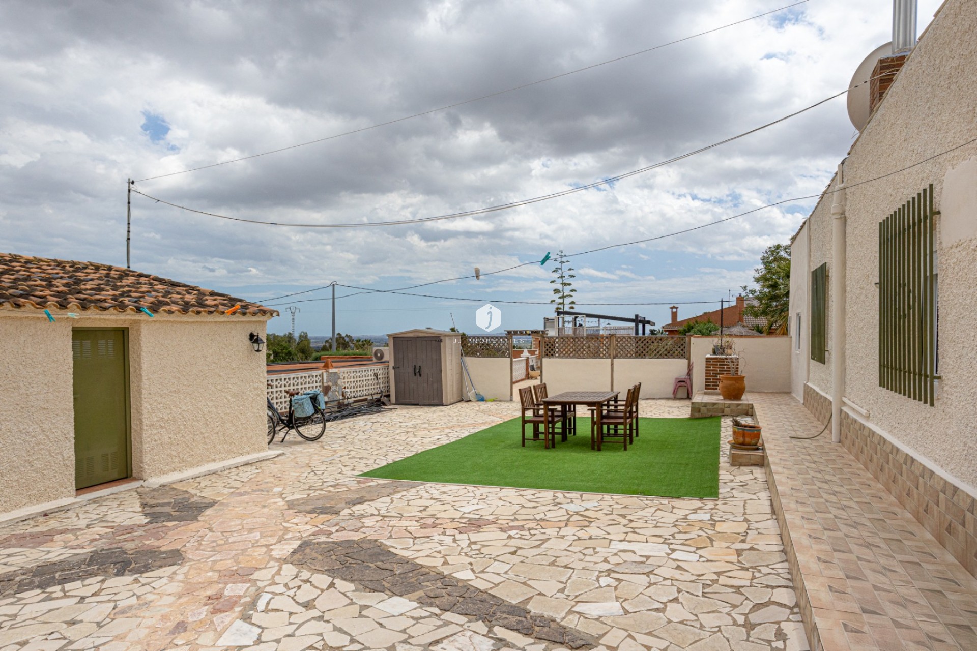 Resale - Country Property -
Albatera - Inland