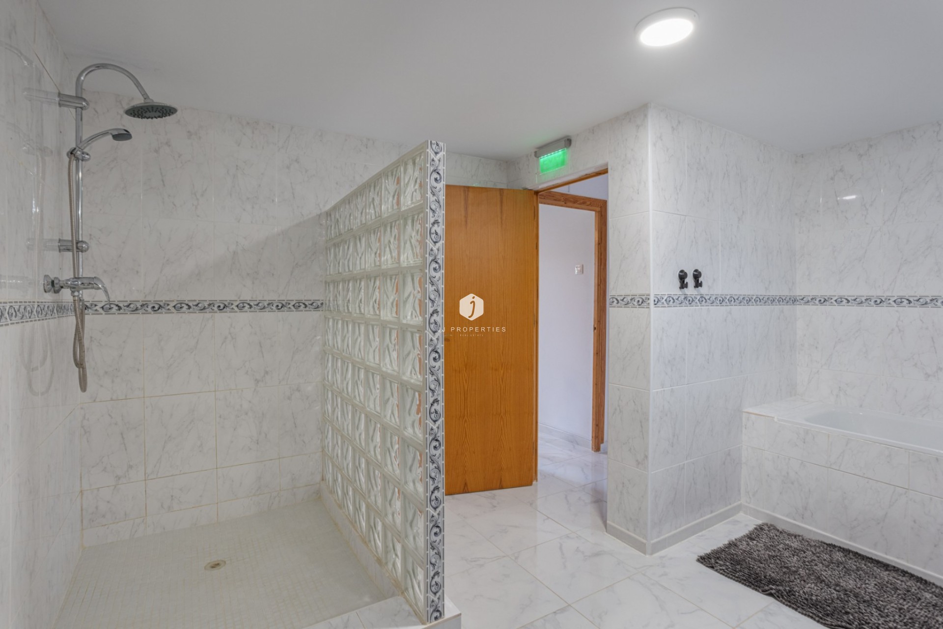 Resale - Country Property -
Albatera - Inland