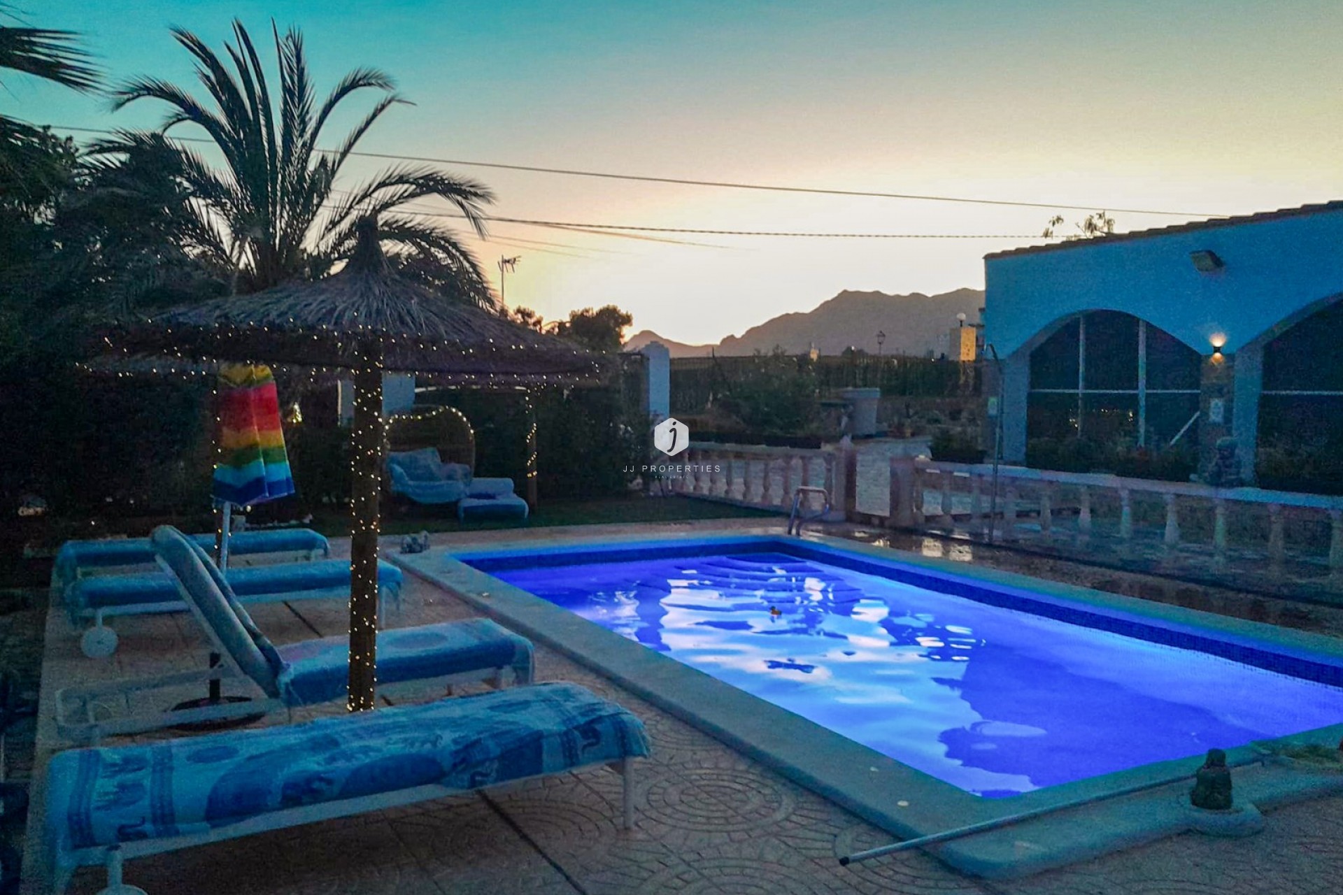 Resale - Country Property -
Albatera - Inland