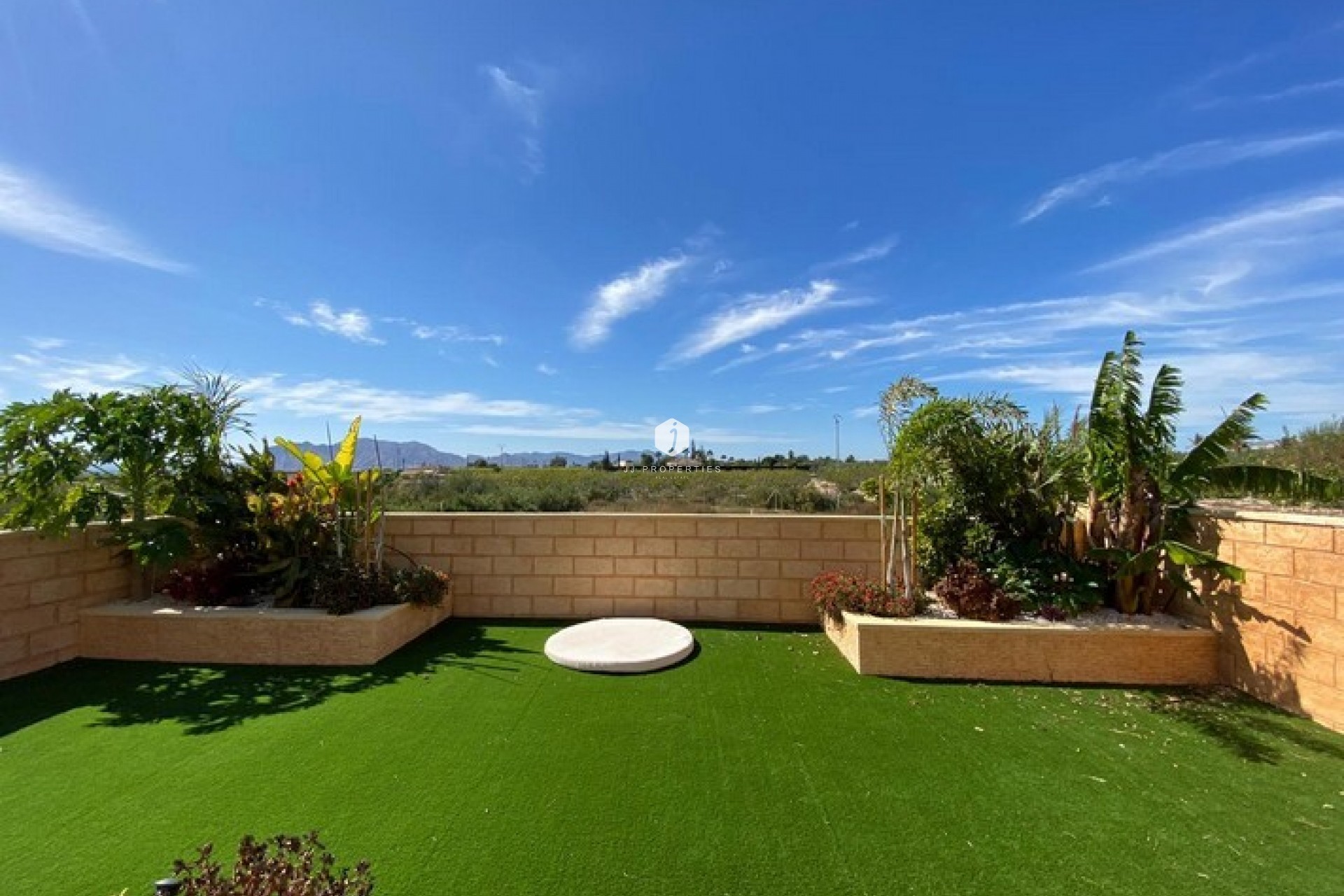 Resale - Country Property -
Albatera - Inland