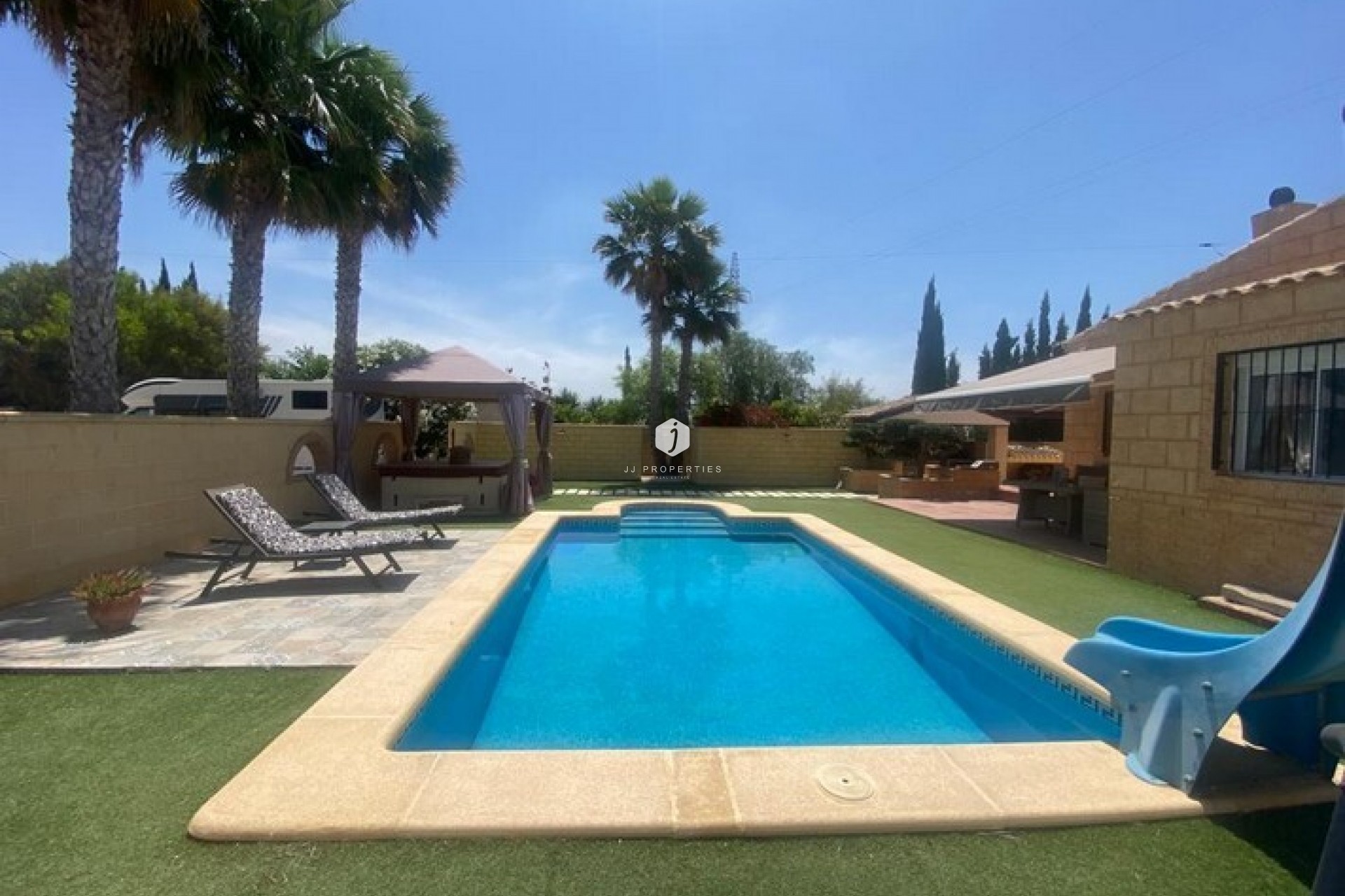 Resale - Country Property -
Albatera - Inland