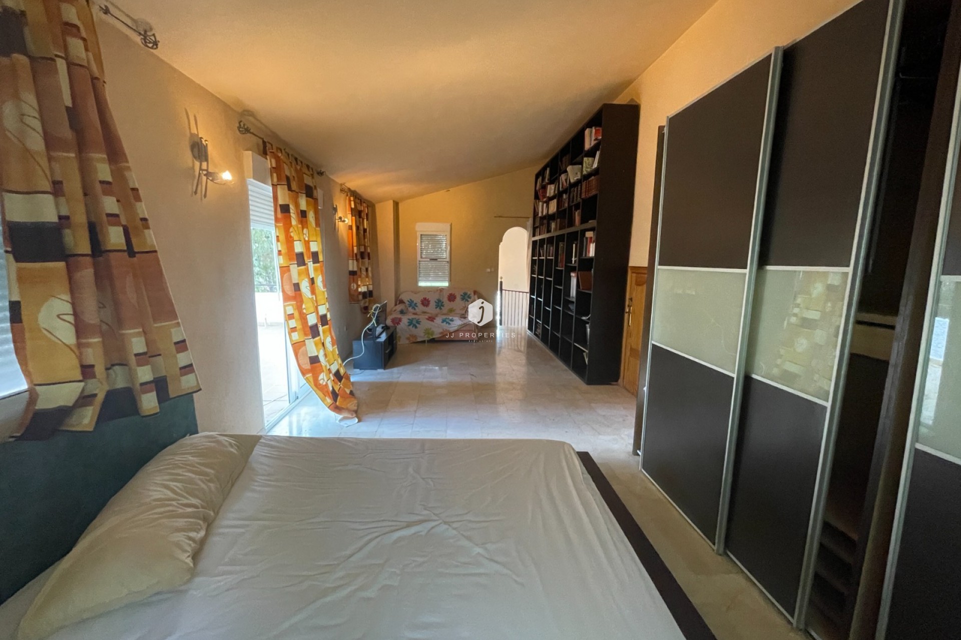 Resale - Country Property -
Albatera - Inland