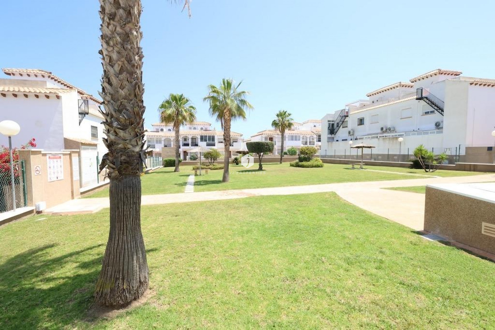 Resale - Duplex -
Orihuela Costa - Costa Blanca