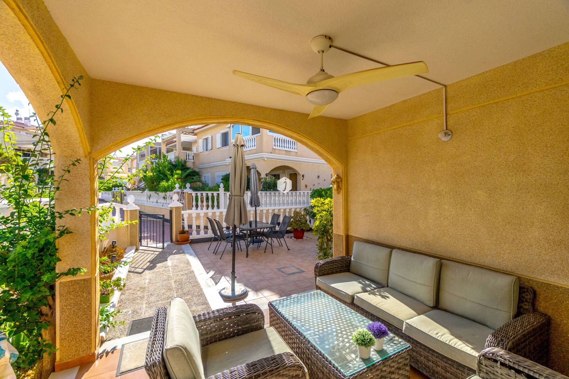 Resale - Duplex -
Orihuela Costa - Playa Flamenca