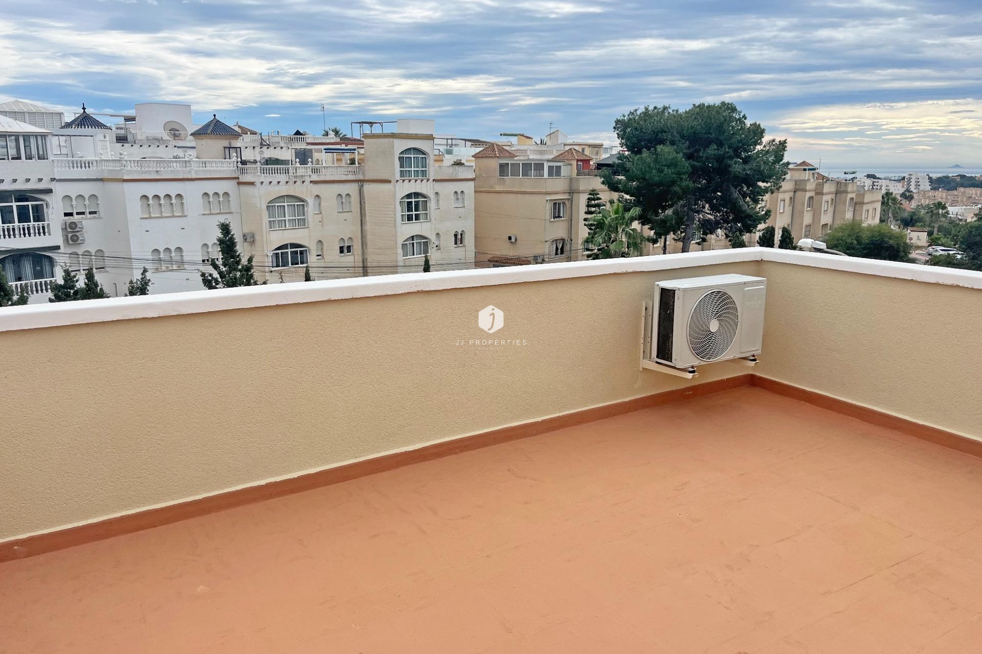 Resale - Duplex -
San Miguel de Salinas - Las Filipinas