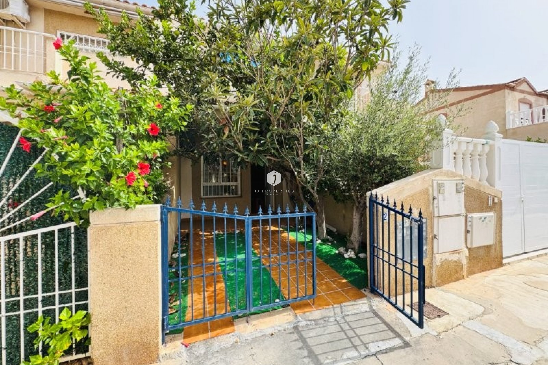 Resale - Duplex -
Torrevieja - Costa Blanca