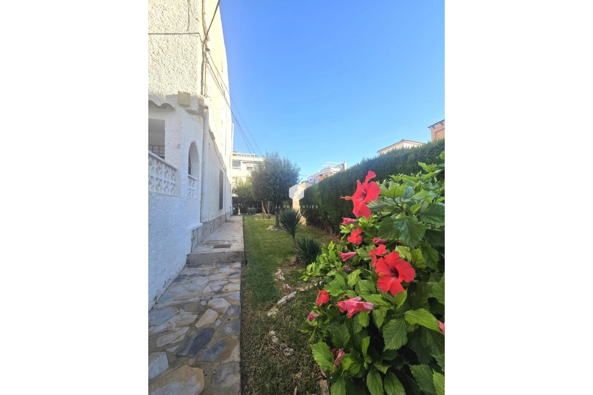 Resale - Duplex -
Torrevieja - Habaneras