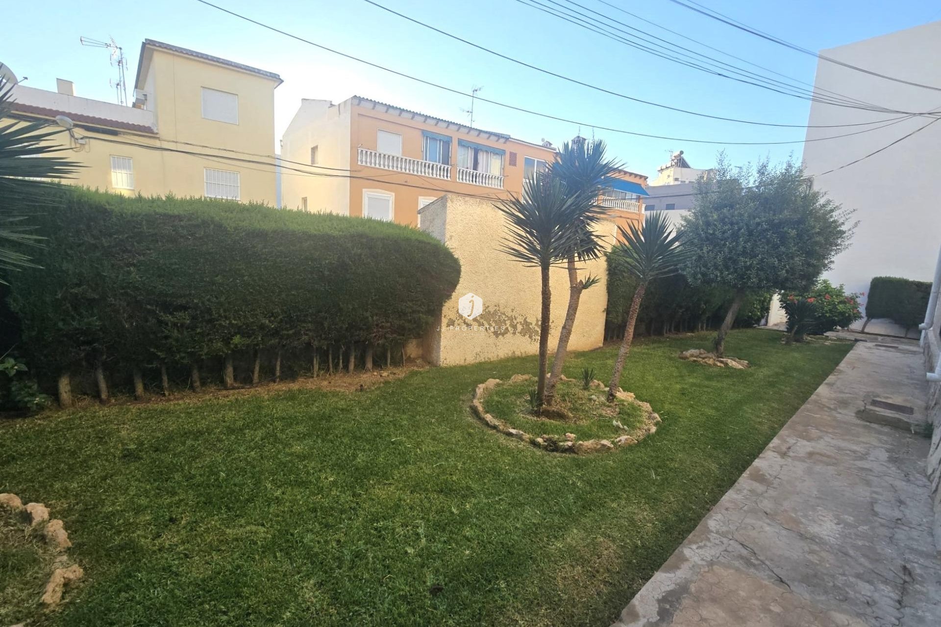 Resale - Duplex -
Torrevieja - Habaneras