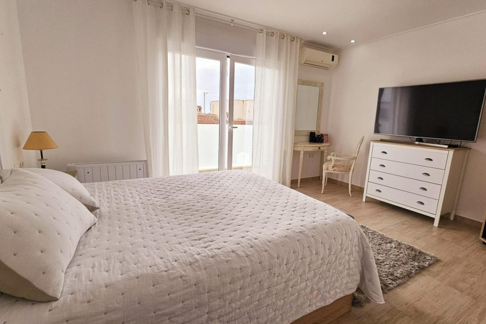 Resale - Duplex -
Torrevieja - La siesta
