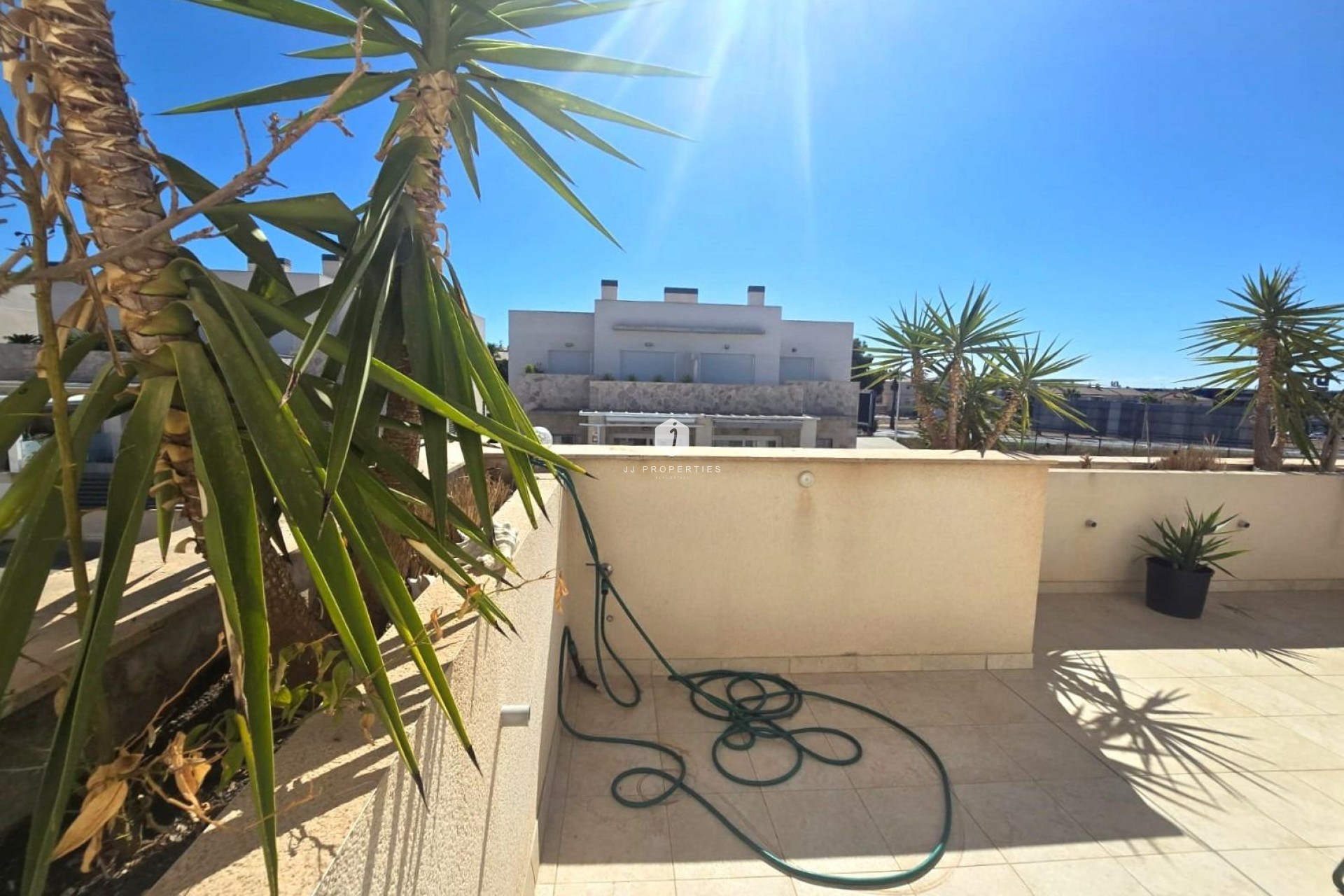 Resale - Duplex -
Torrevieja - Sector 25