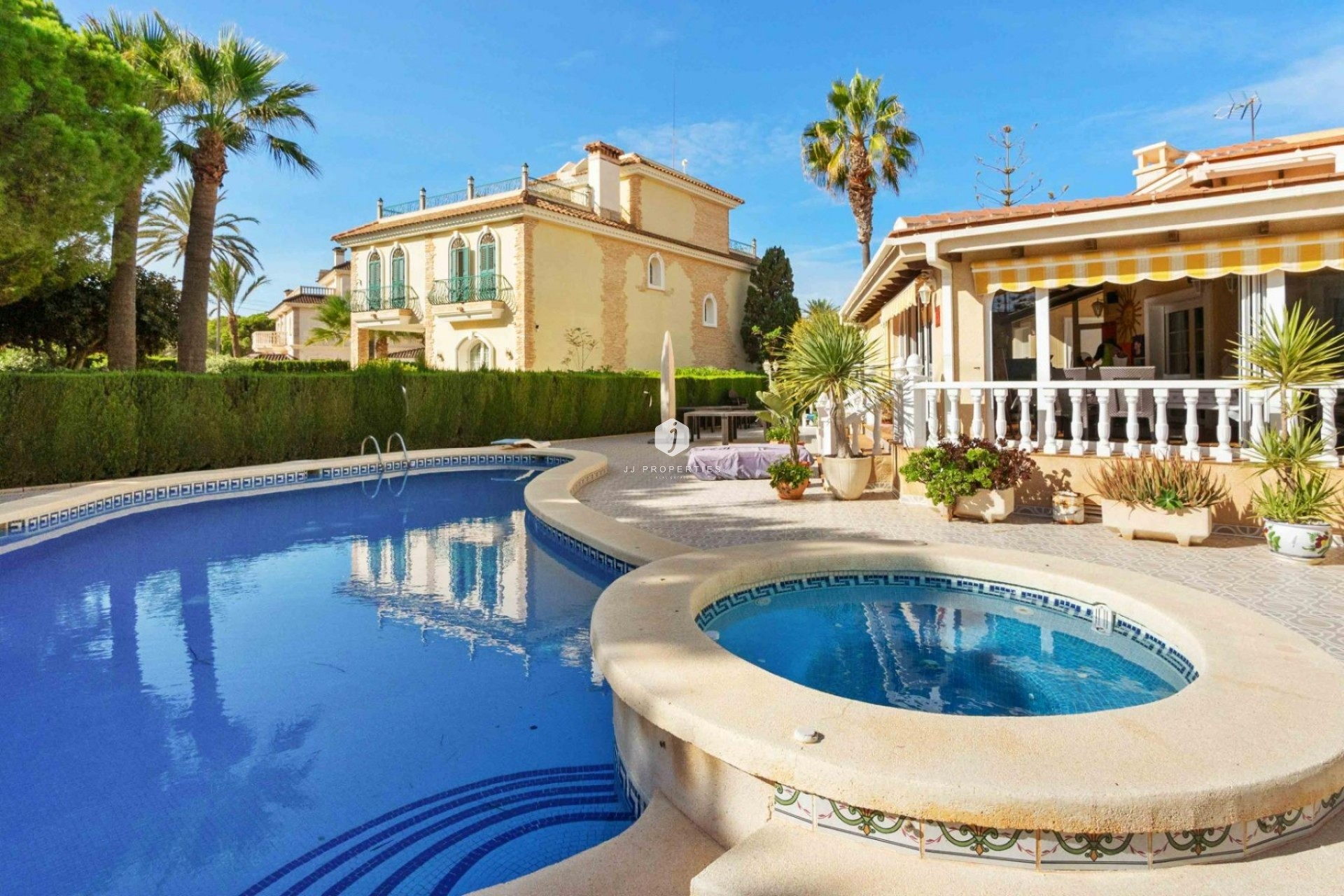 Resale - Luxury villa -
Orihuela Costa - Cabo Roig