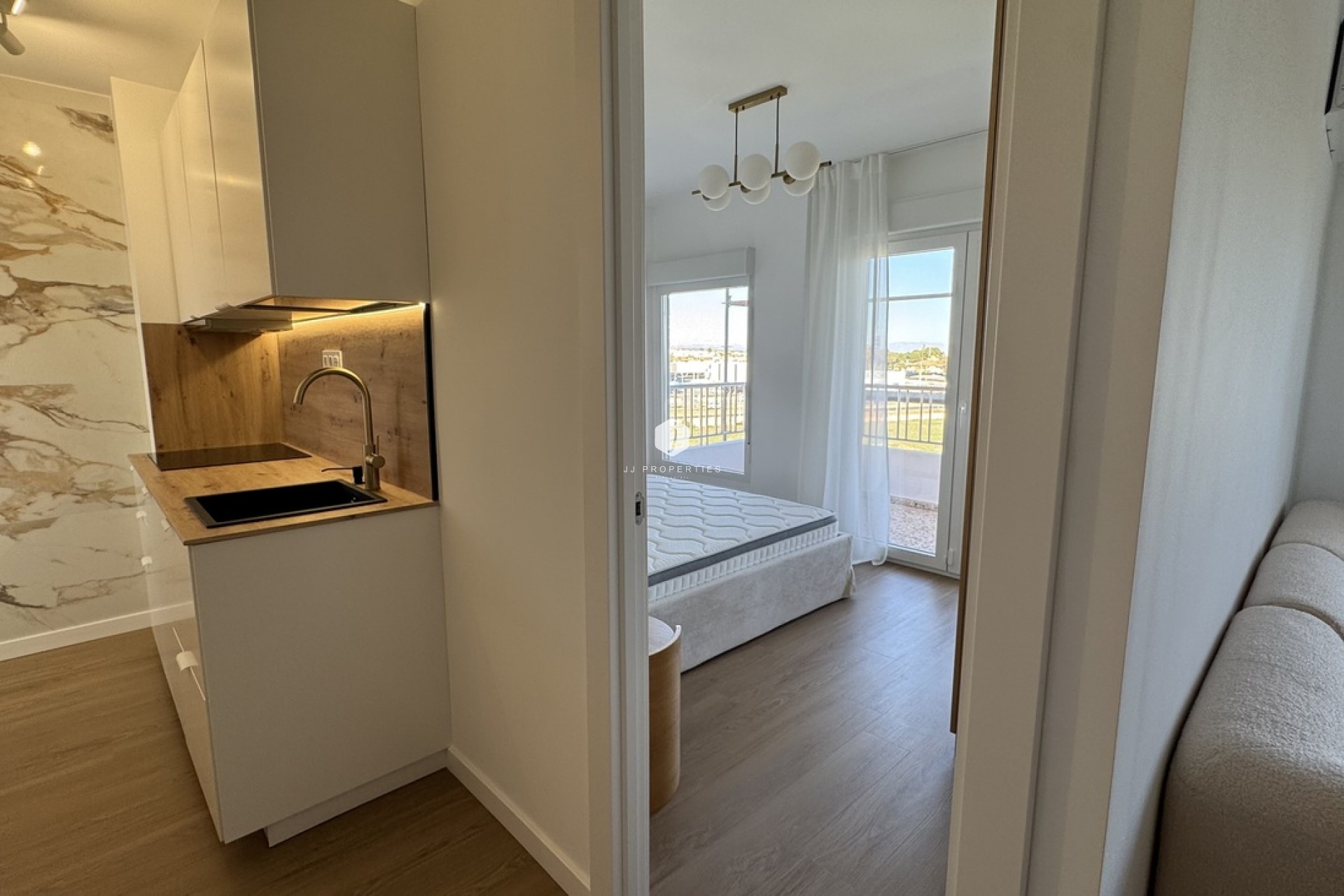 Resale - Penthouse -
Punta Prima - Costa Blanca