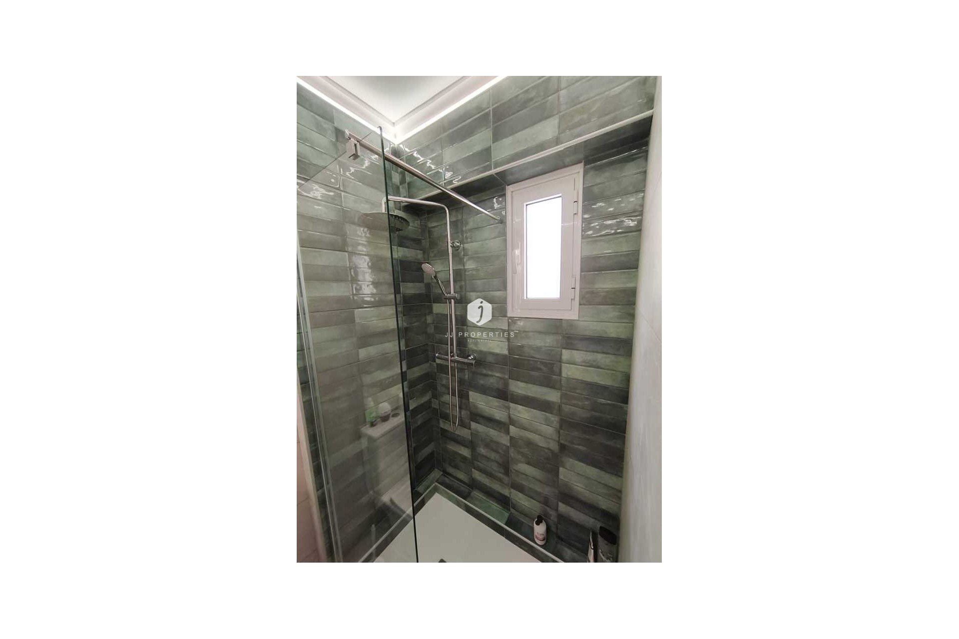 Resale - Penthouse -
Punta Prima - Costa Blanca