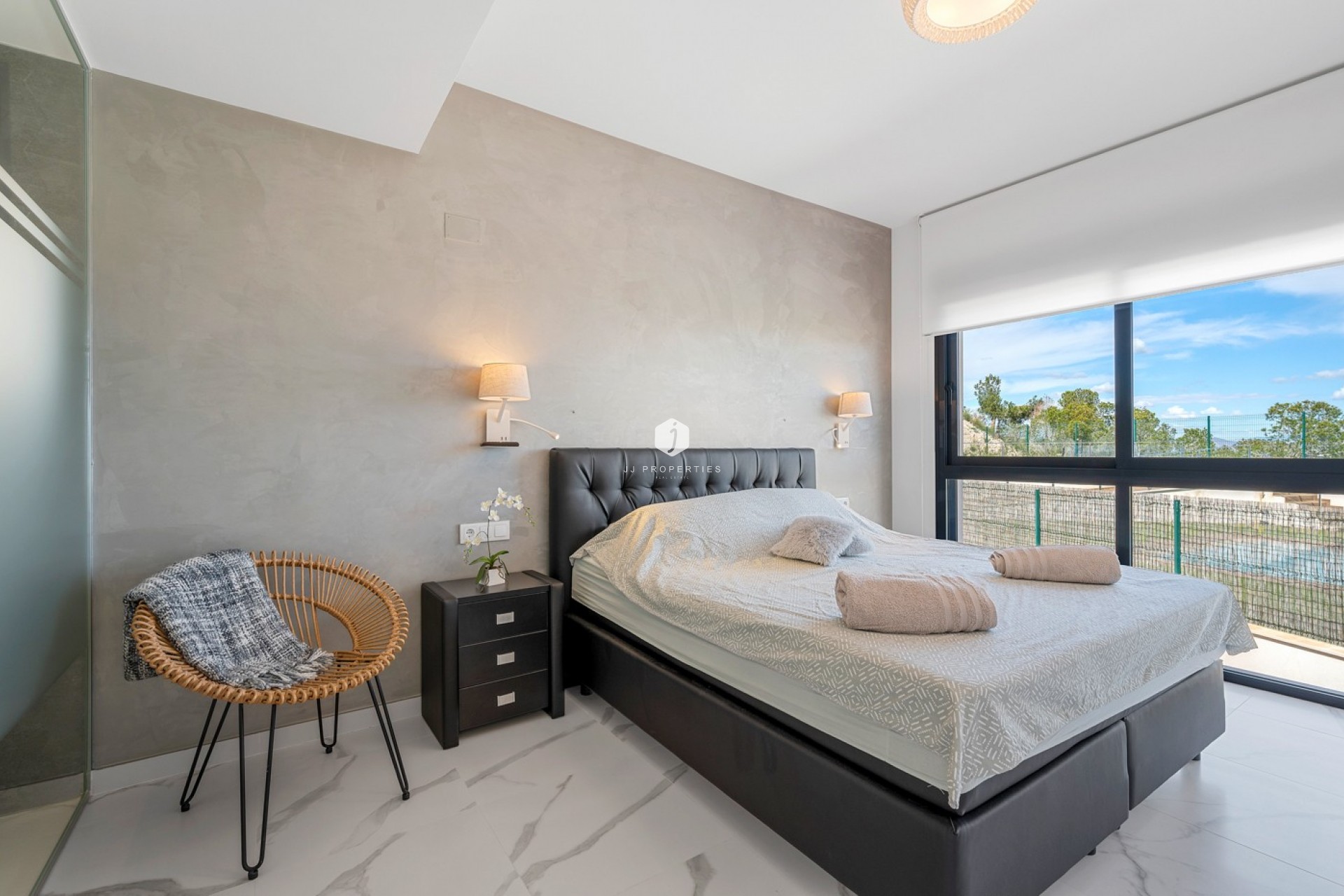 Resale - Penthouse -
San Miguel de Salinas - Inland