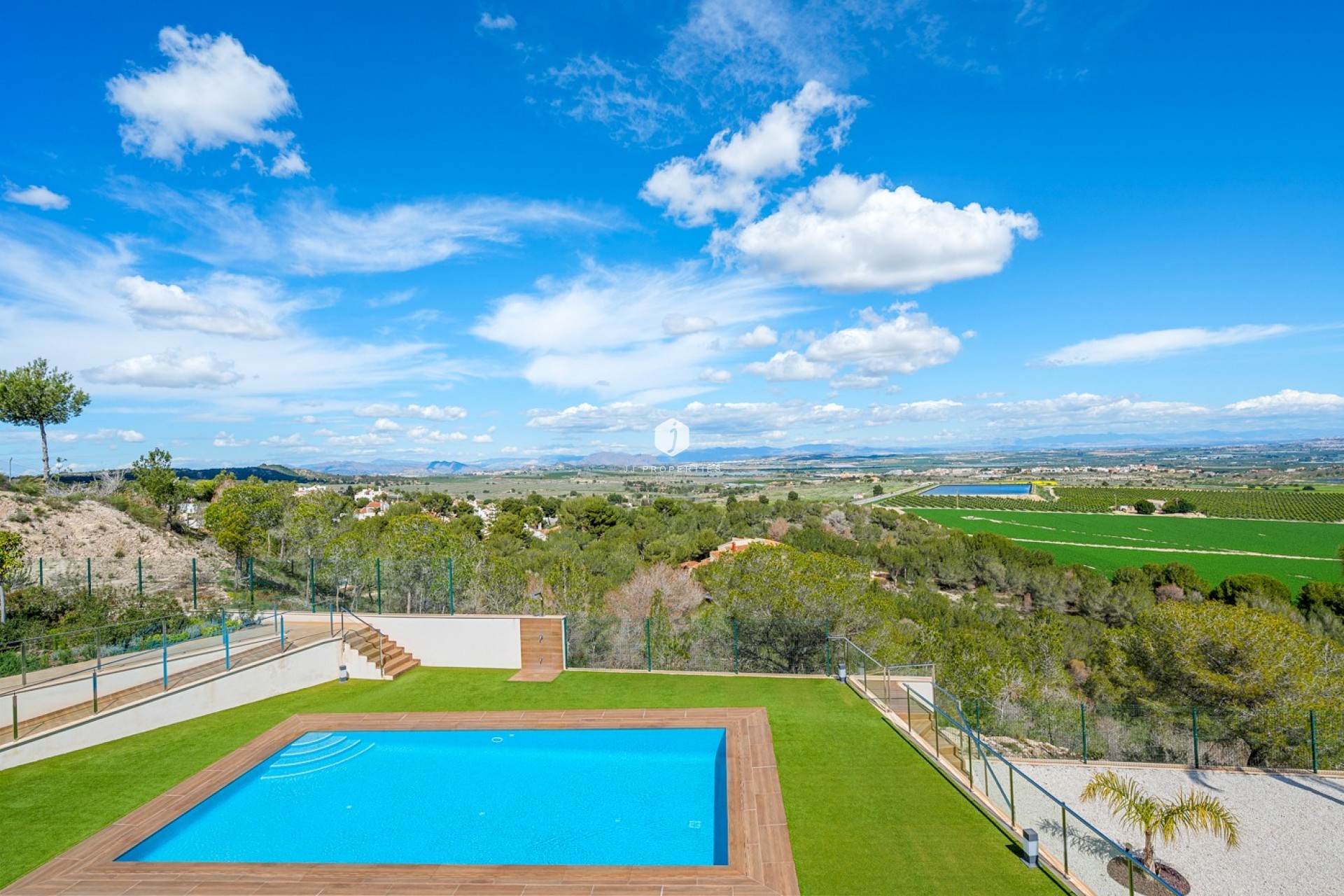 Resale - Penthouse -
San Miguel de Salinas - Inland