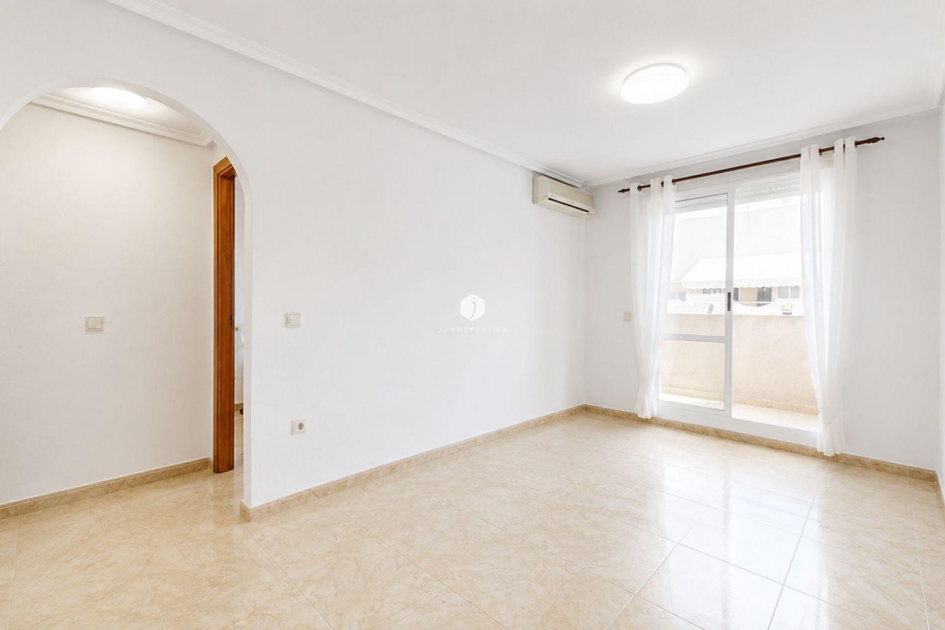 Resale - Penthouse -
Torrevieja - Centro