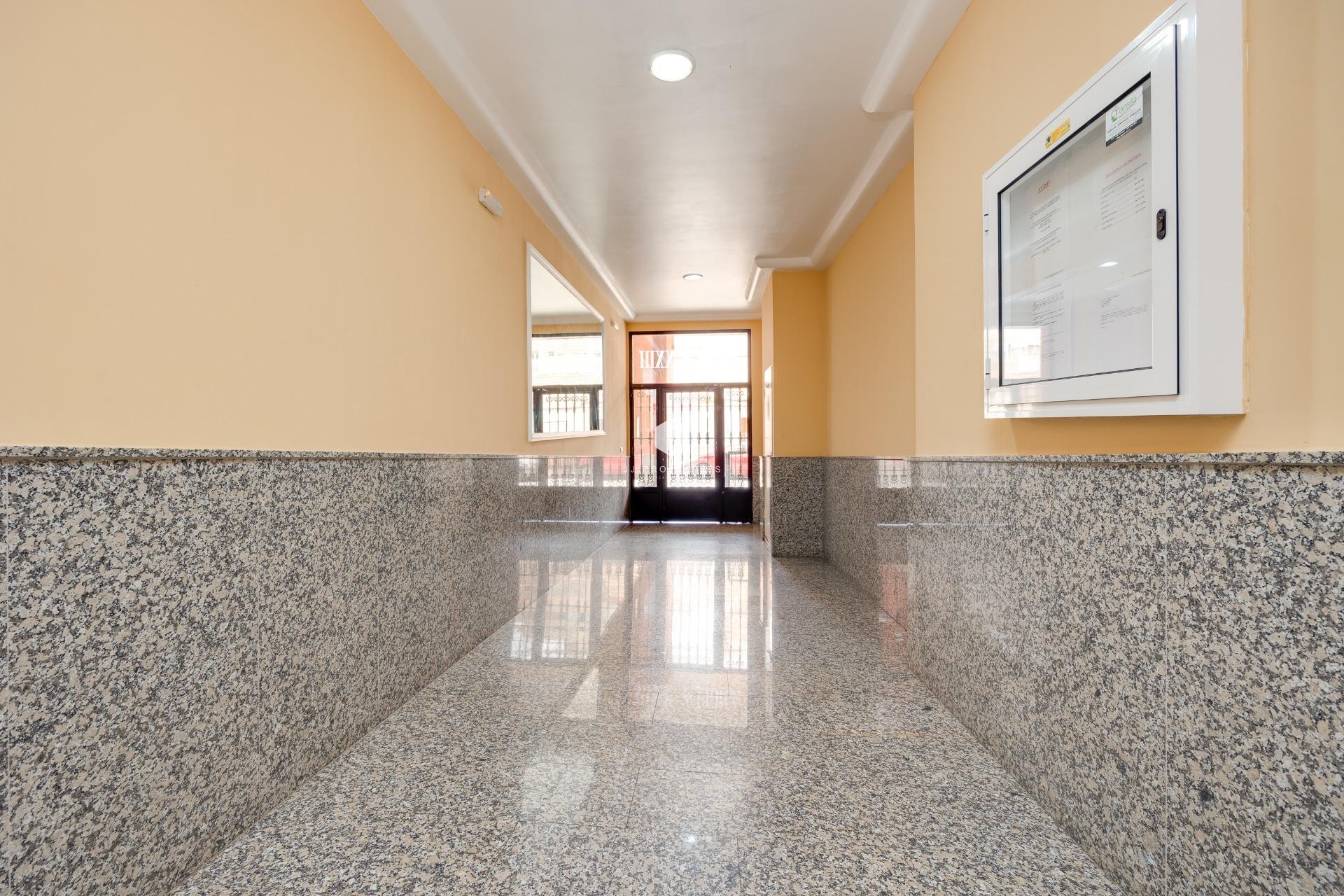 Resale - Penthouse -
Torrevieja - Centro
