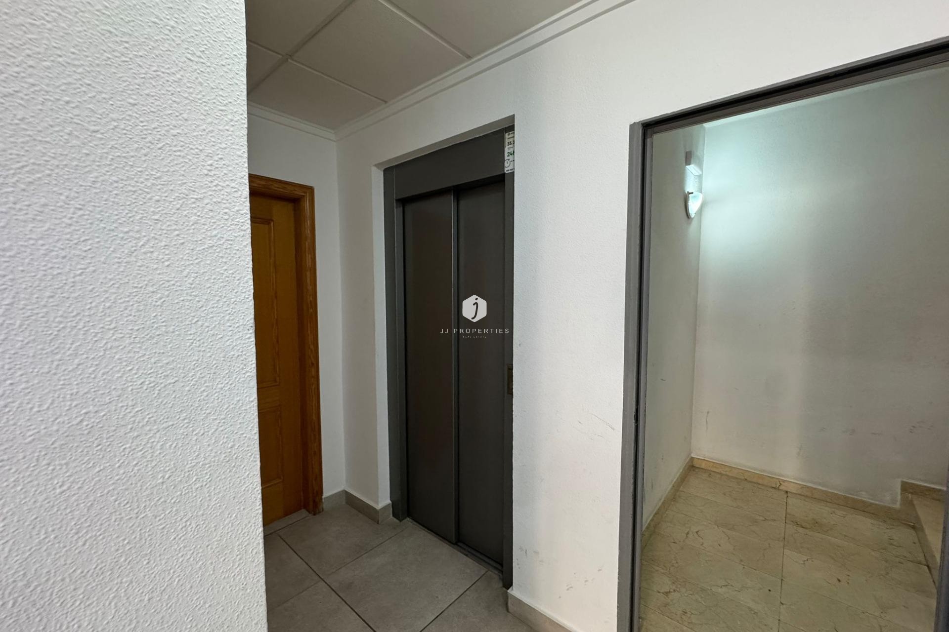 Resale - Penthouse -
Torrevieja - Estacion de autobuses