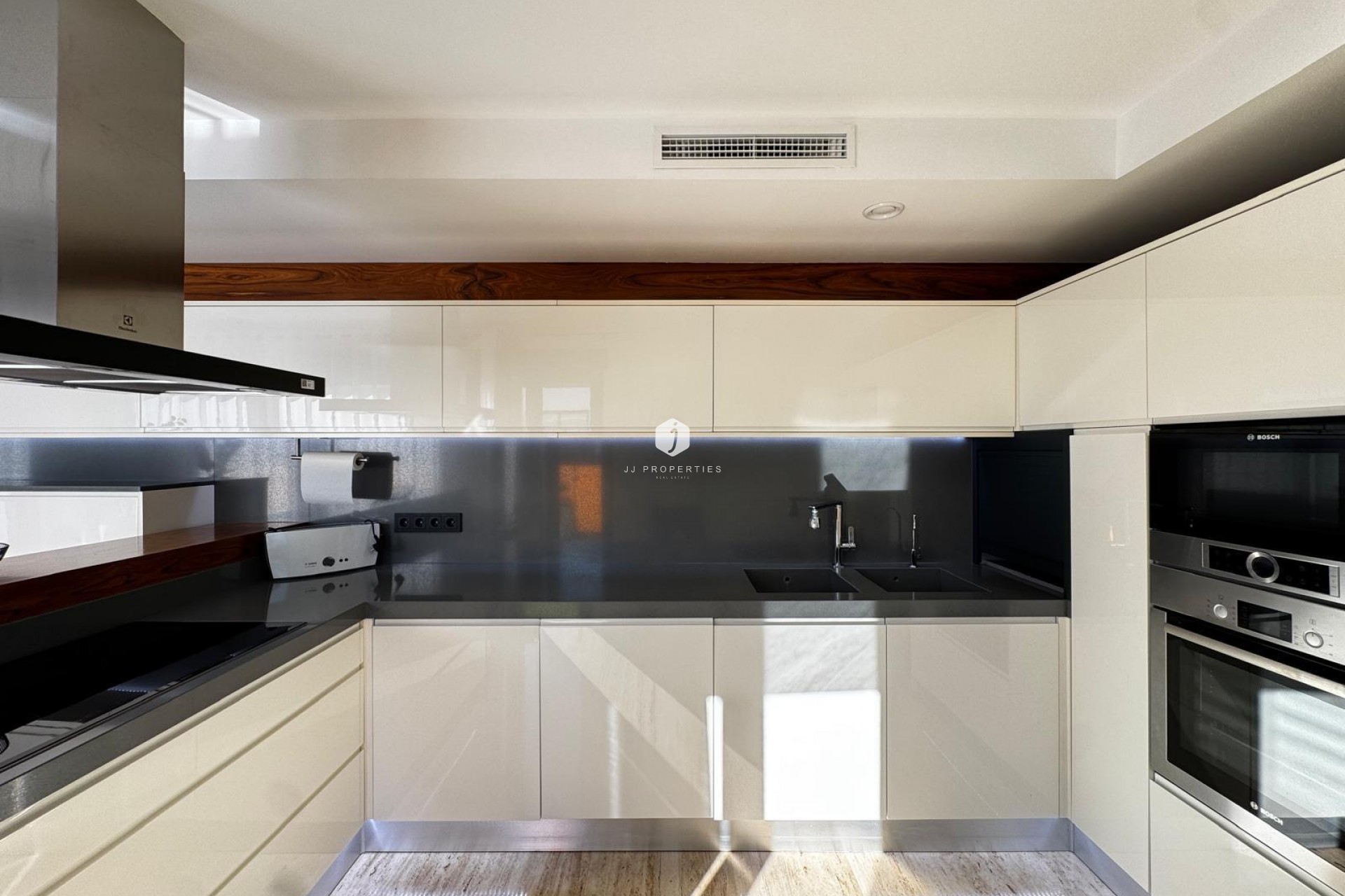 Resale - Penthouse -
Torrevieja - Estacion de autobuses