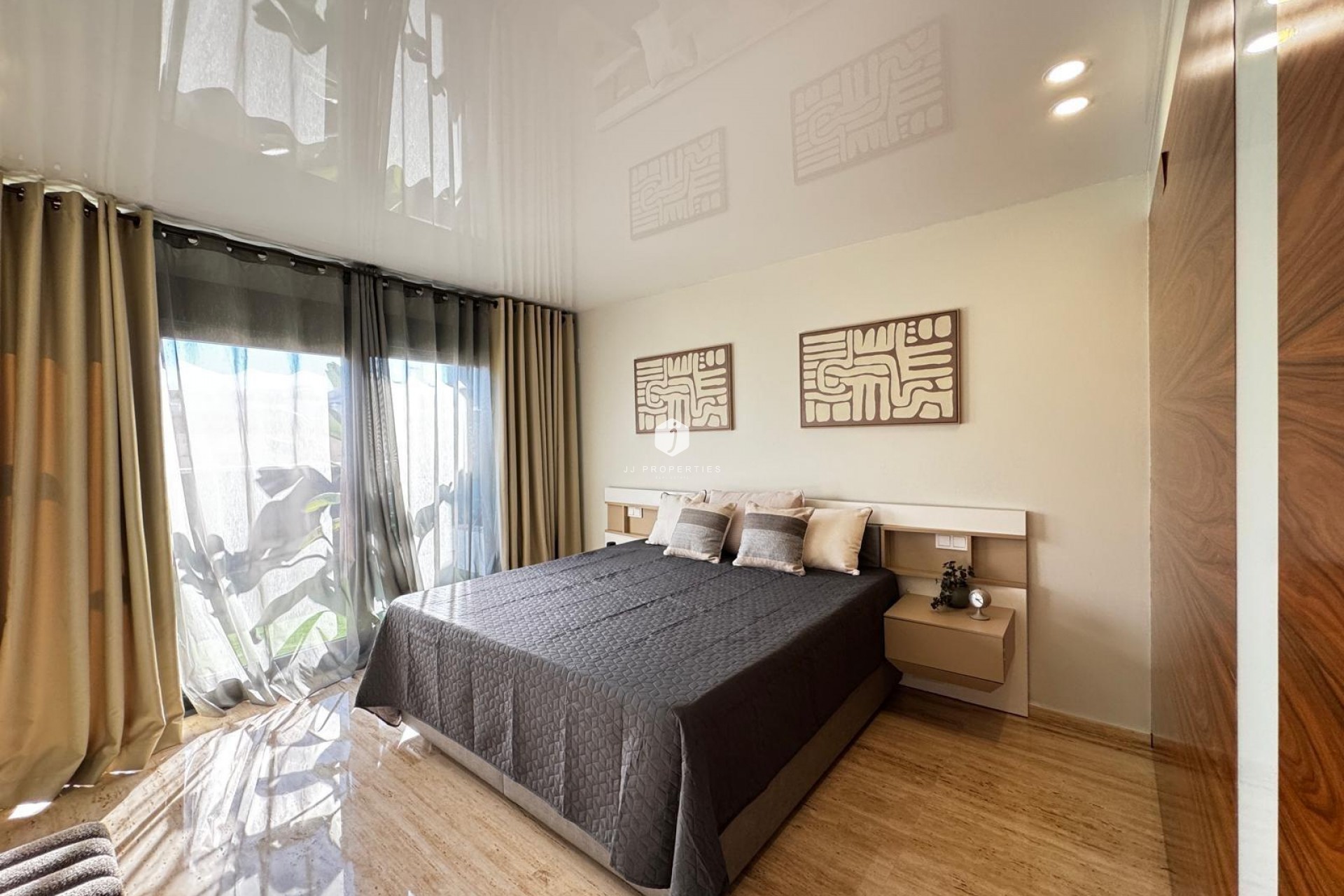 Resale - Penthouse -
Torrevieja - Estacion de autobuses