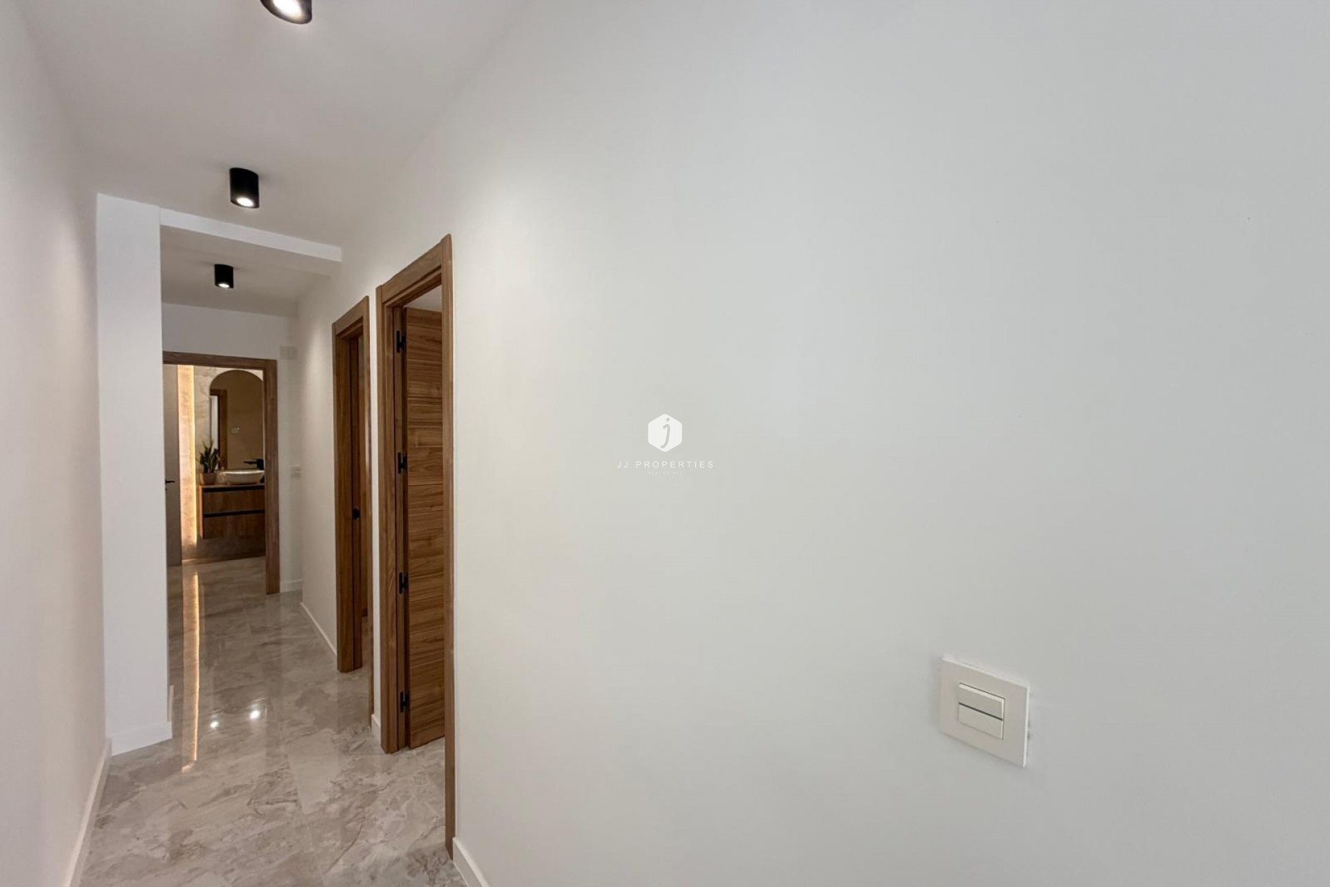 Resale - Penthouse -
Torrevieja - Estacion de autobuses