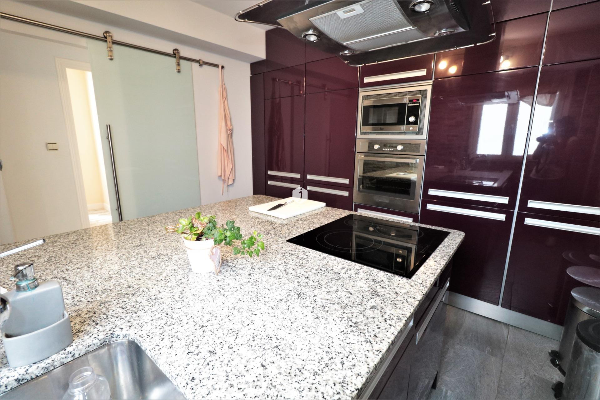 Resale - Penthouse -
Torrevieja - Playa de los Naufragos