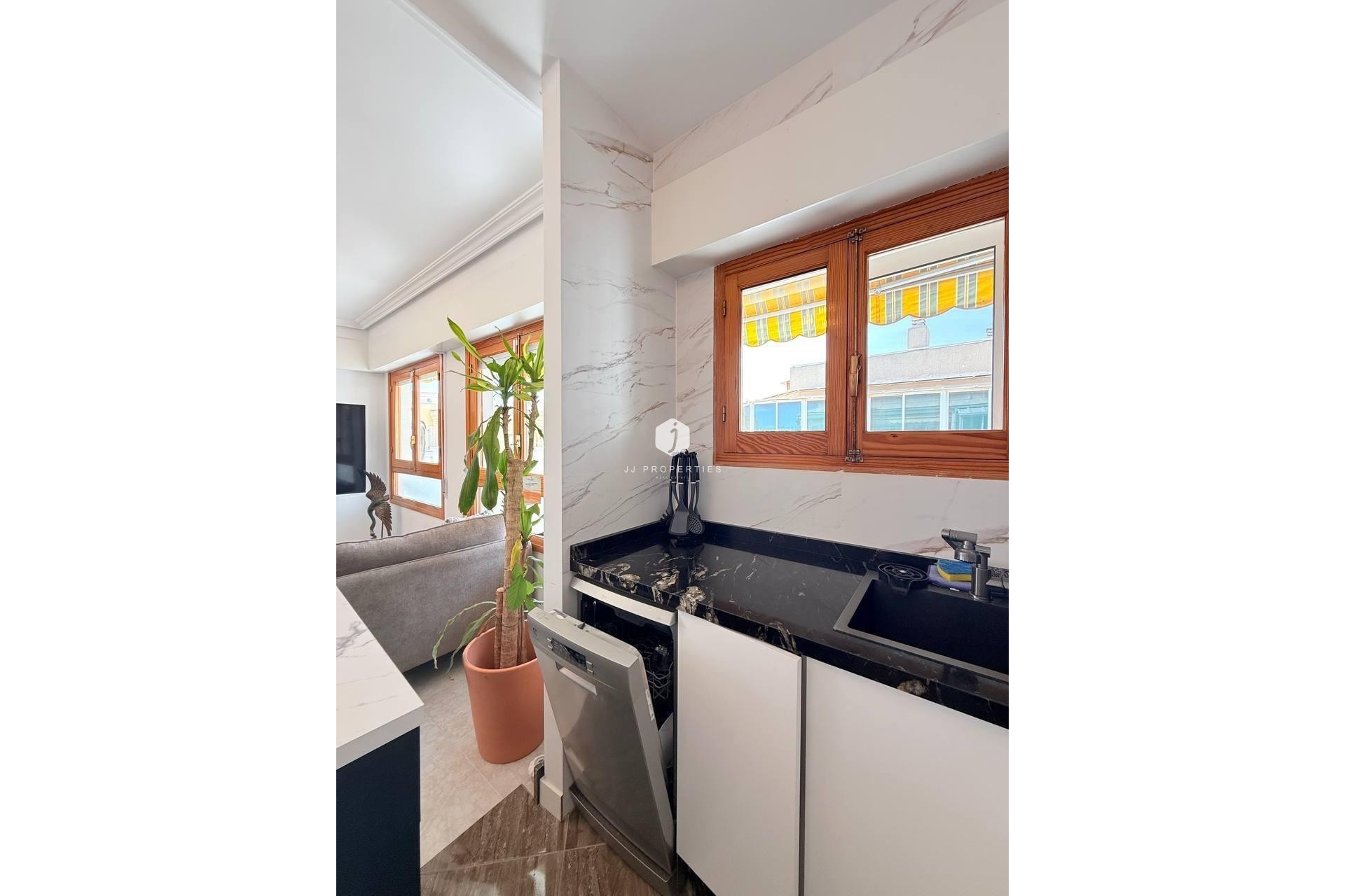 Resale - Penthouse -
Torrevieja - Playa del Cura