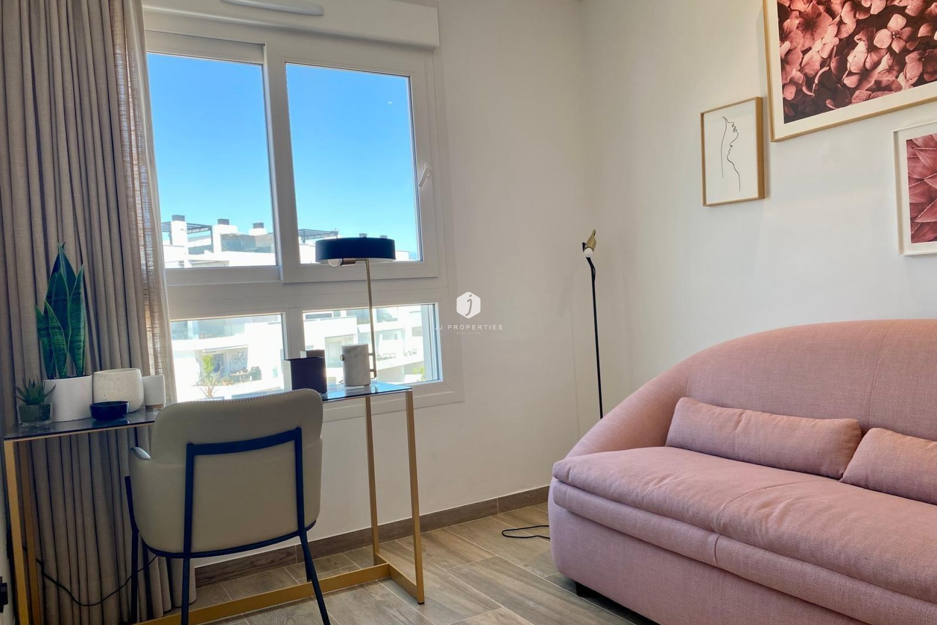 Resale - Penthouse -
Torrevieja - Punta prima