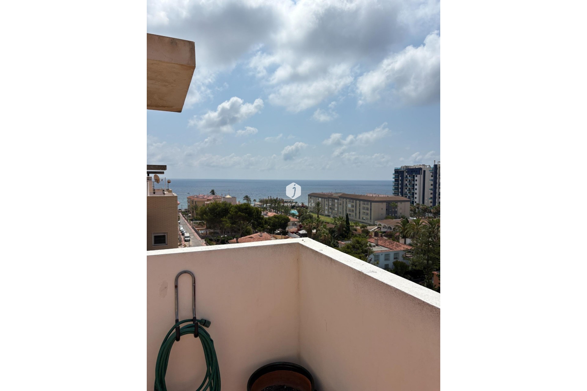Resale - Penthouse -
Torrevieja - Punta prima