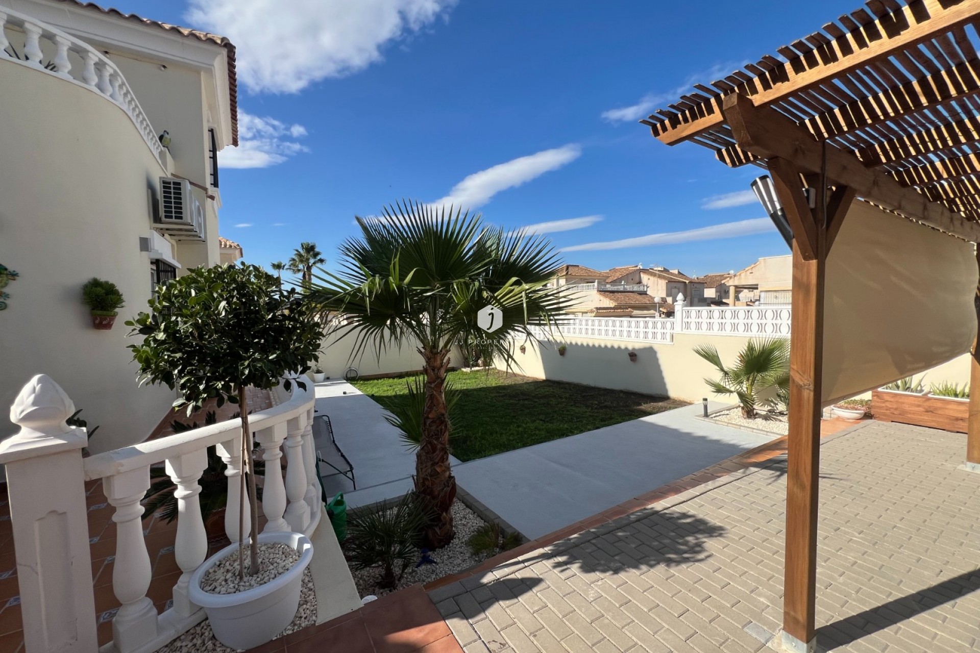 Resale - Villa -
Algorfa - Inland