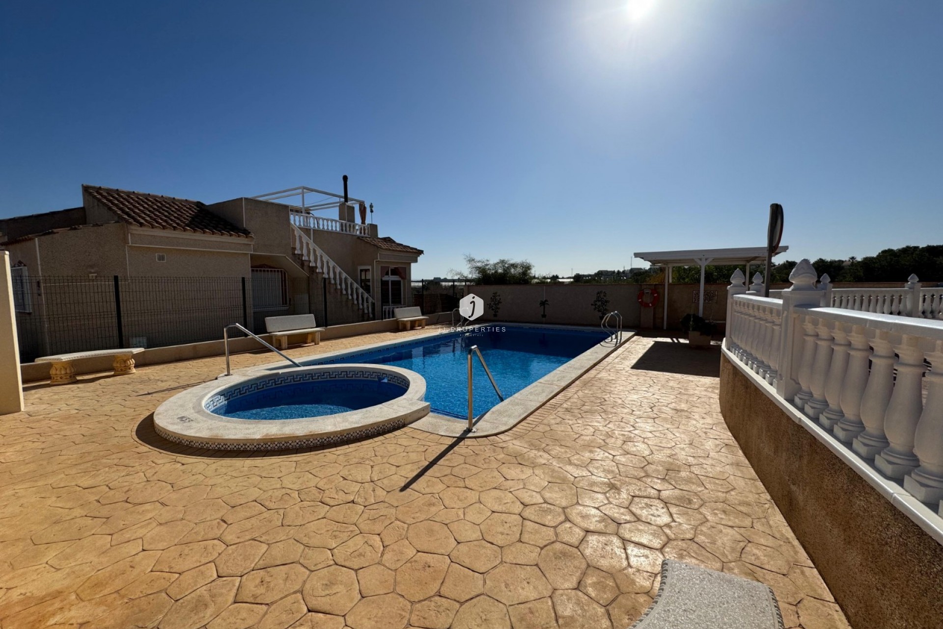 Resale - Villa -
Algorfa - Inland