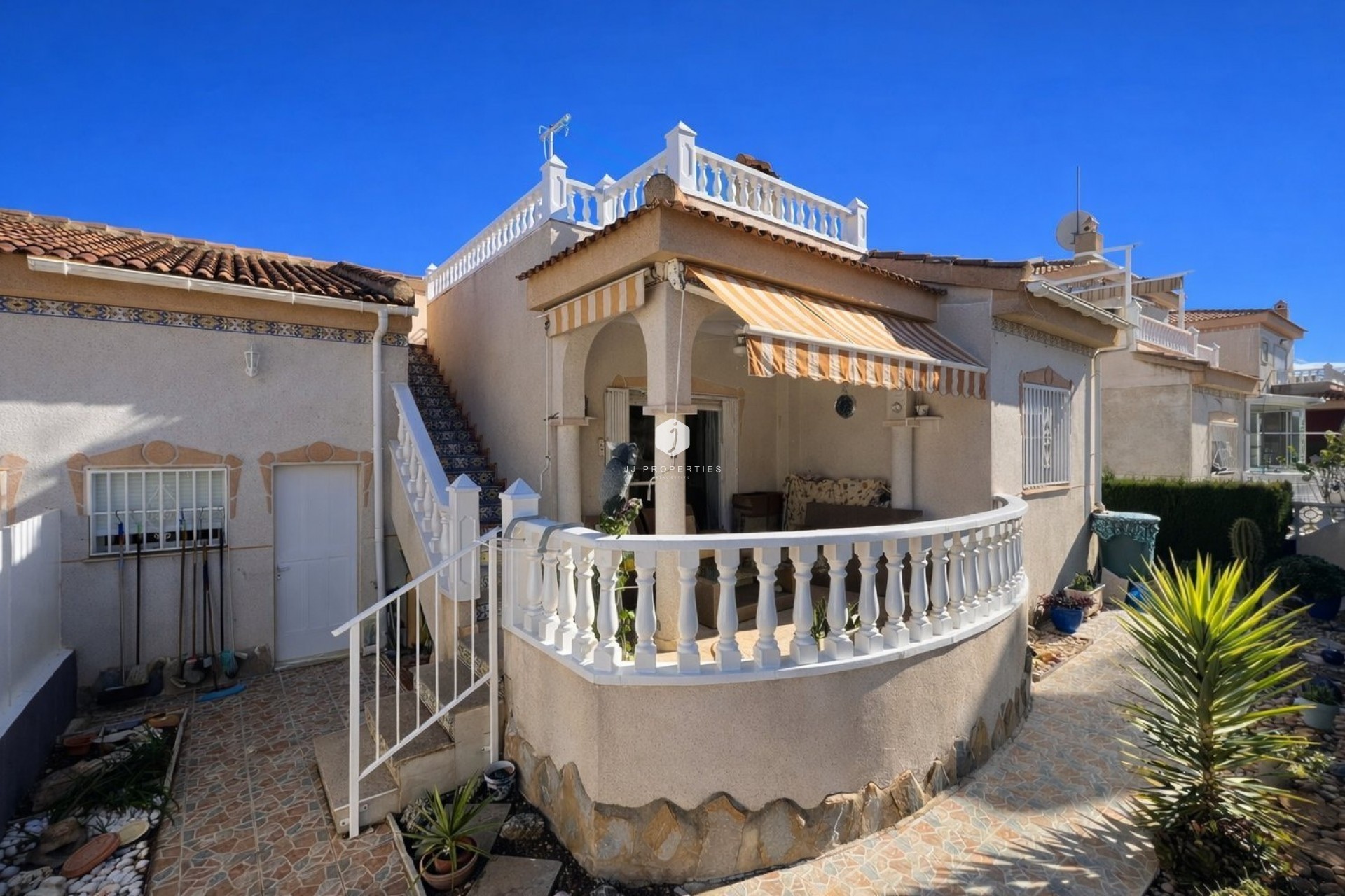Resale - Villa -
Algorfa - Inland