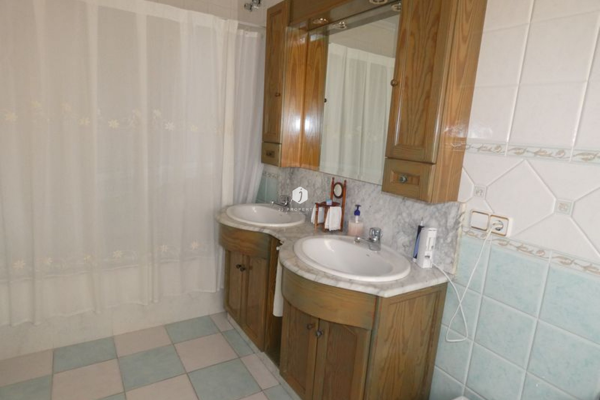 Resale - Villa -
Almoradí - Inland