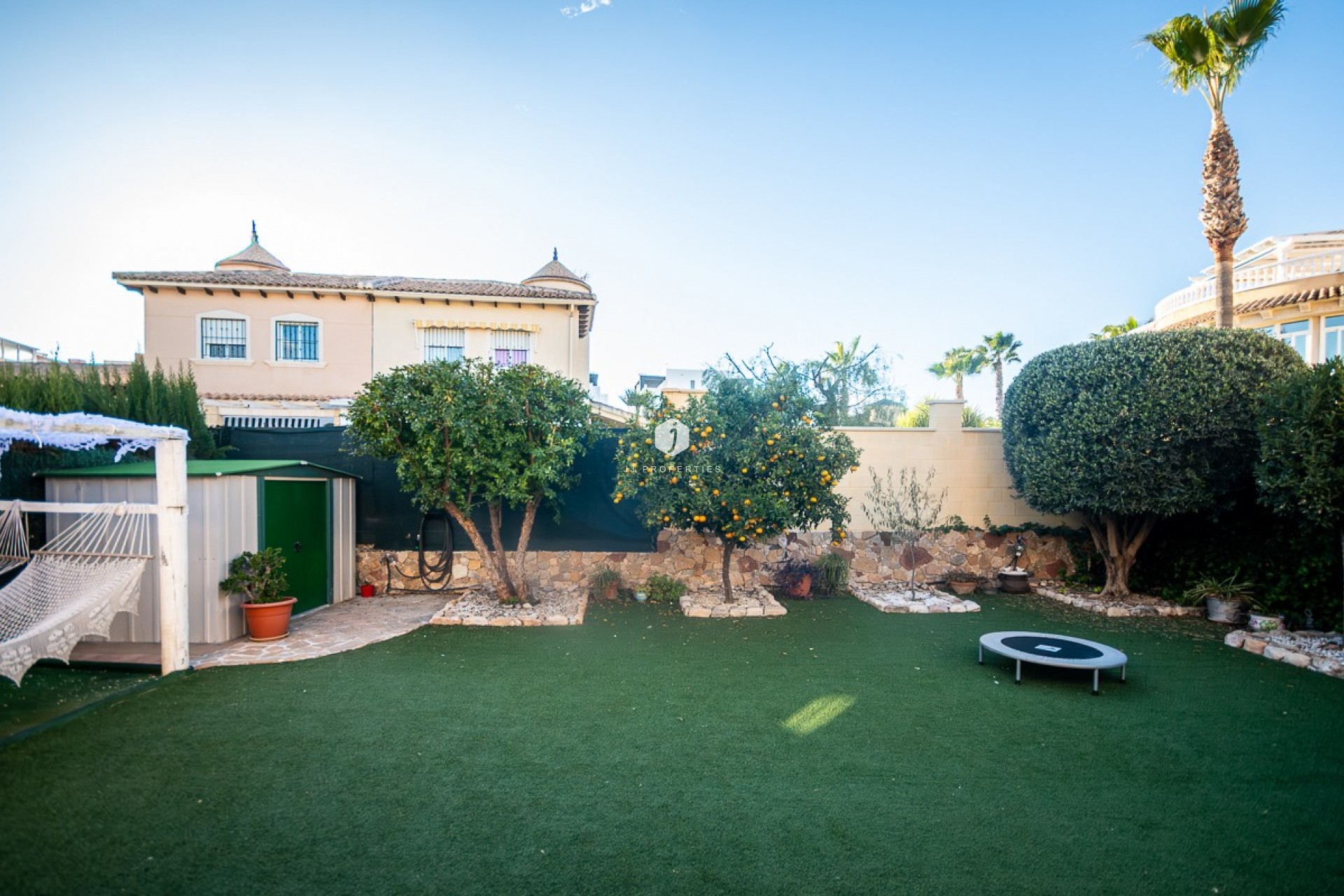 Resale - Villa -
Benferri - Inland