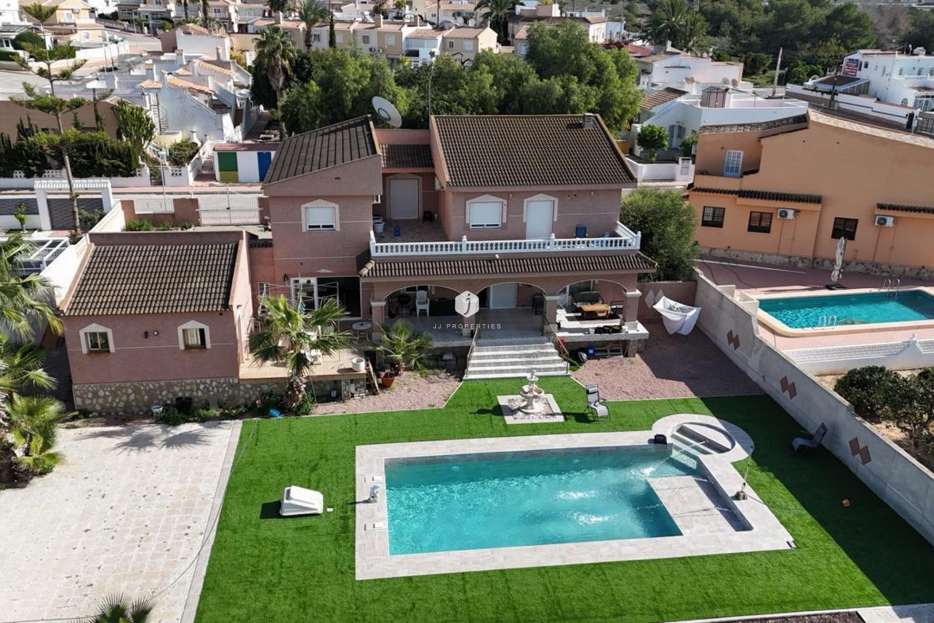 Resale - Villa -
Benijofar - Costa Blanca