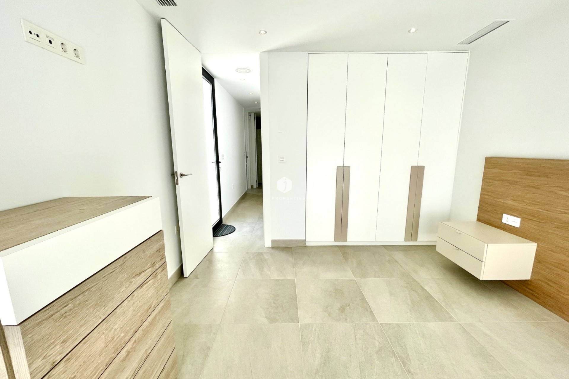 Resale - Villa -
Benijofar - Costa Blanca