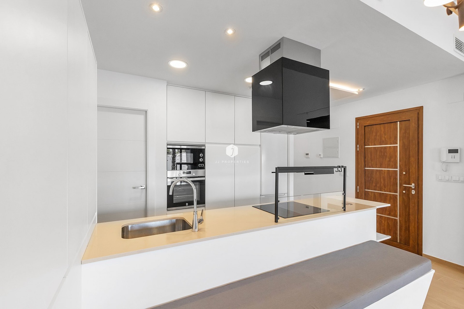 Resale - Villa -
Benijofar - Costa Blanca