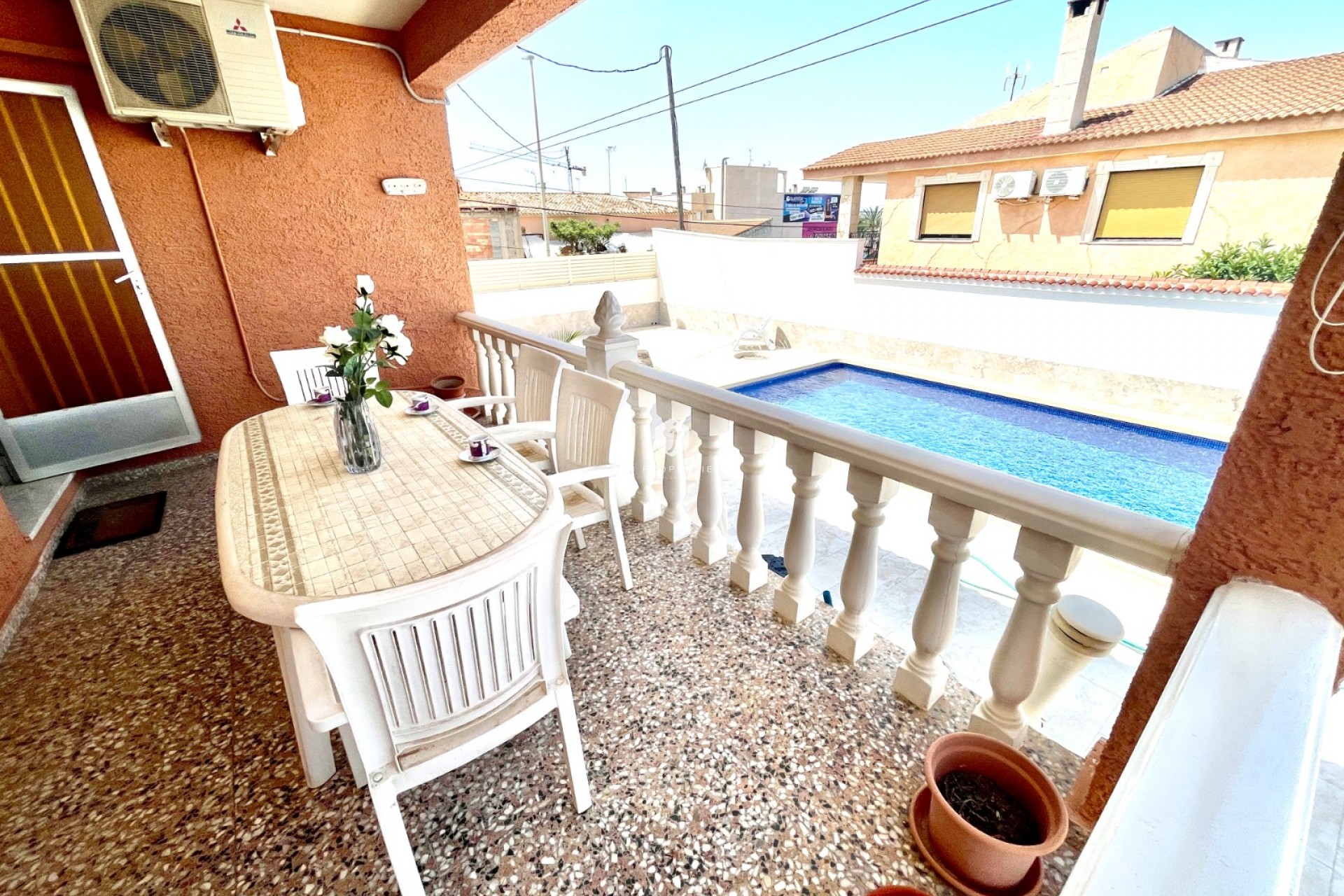 Resale - Villa -
Benijofar - Costa Blanca