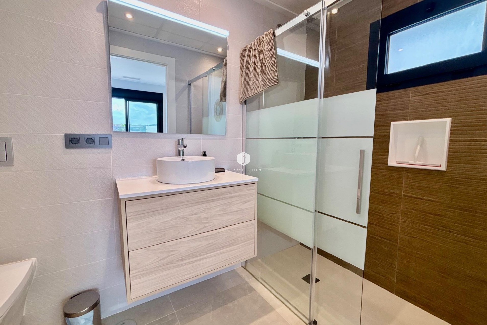 Resale - Villa -
Benijofar - Pueblo 4