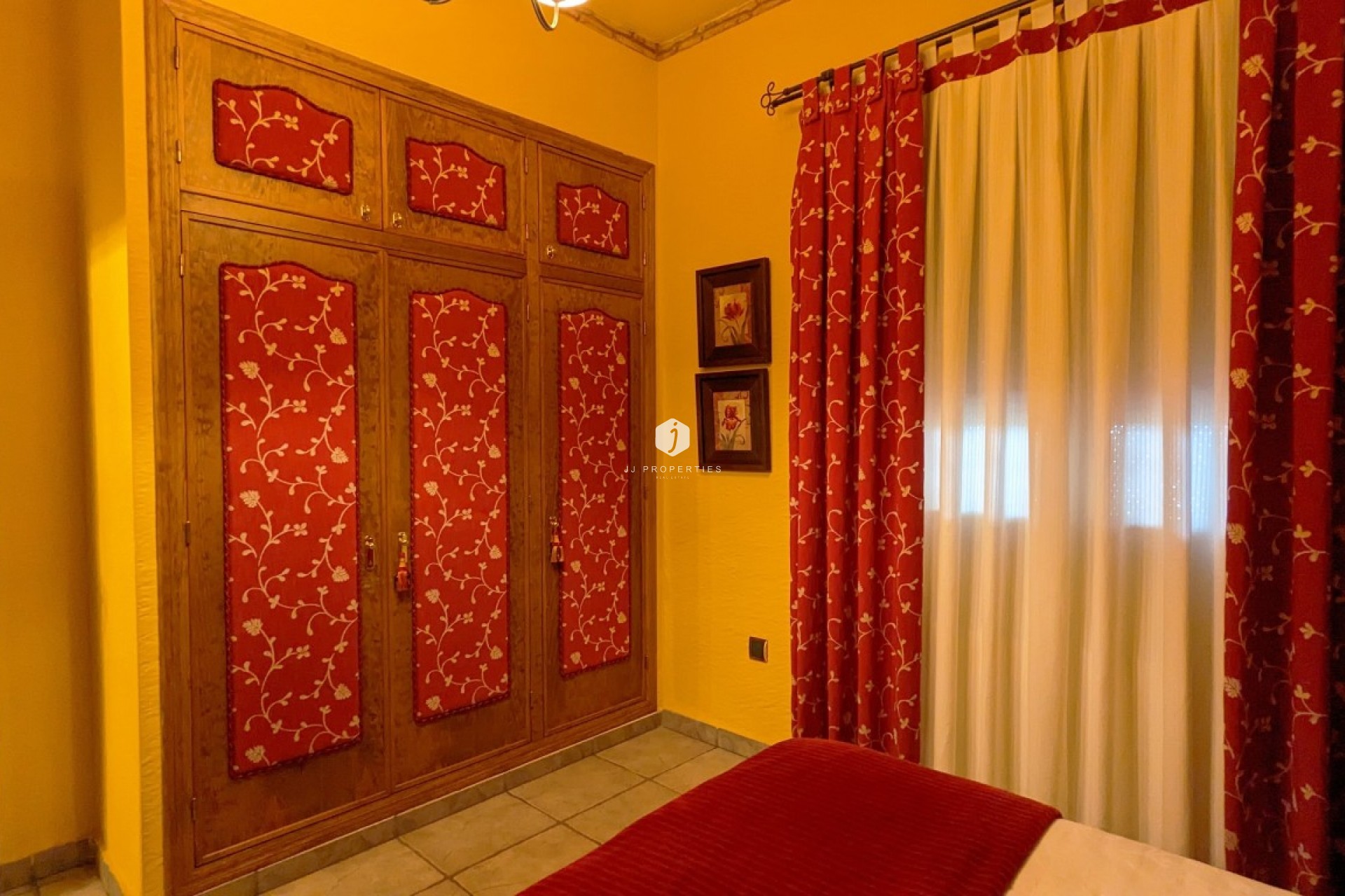 Resale - Villa -
Bigastro - Inland