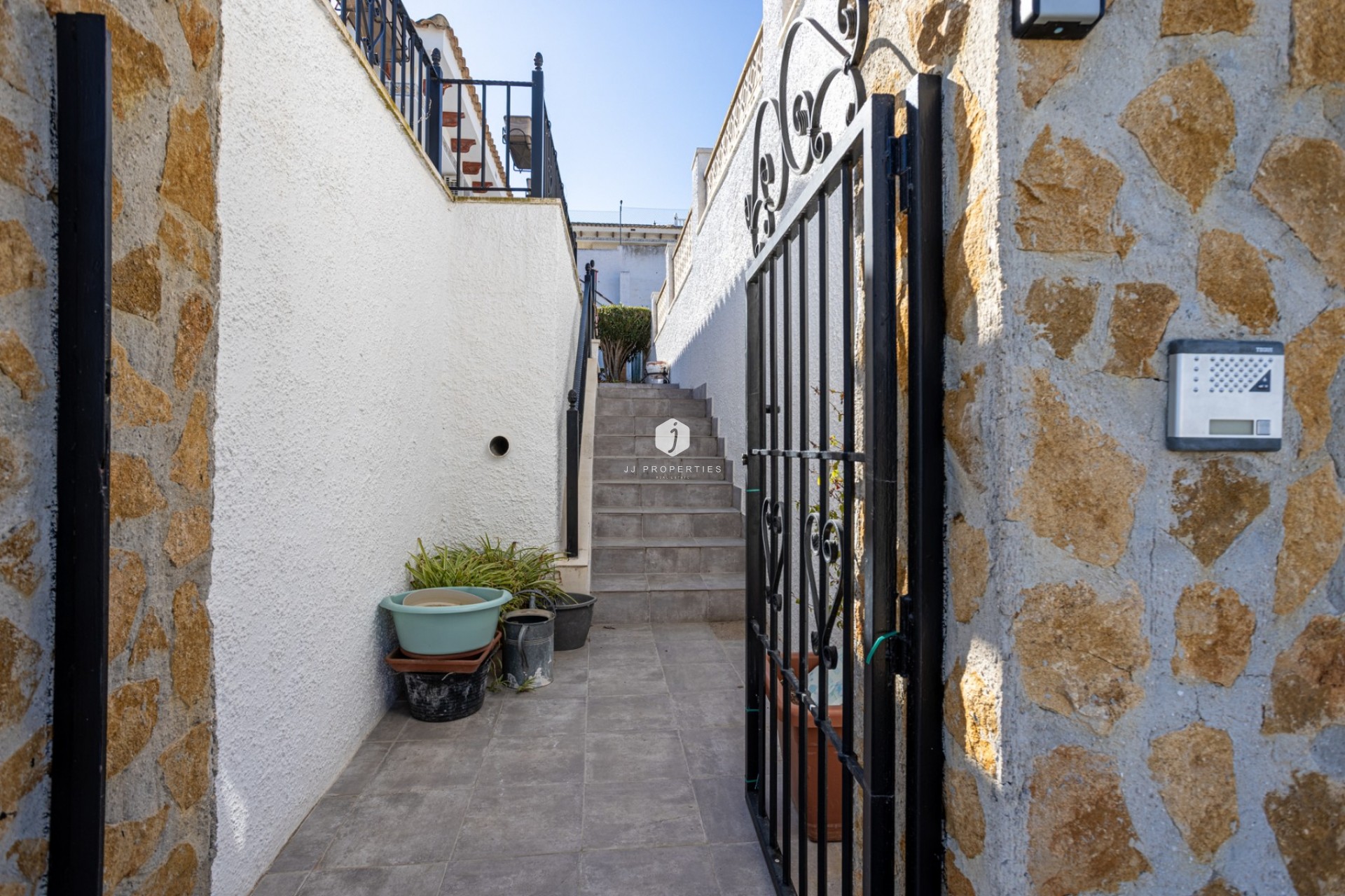 Resale - Villa -
Bigastro - Inland