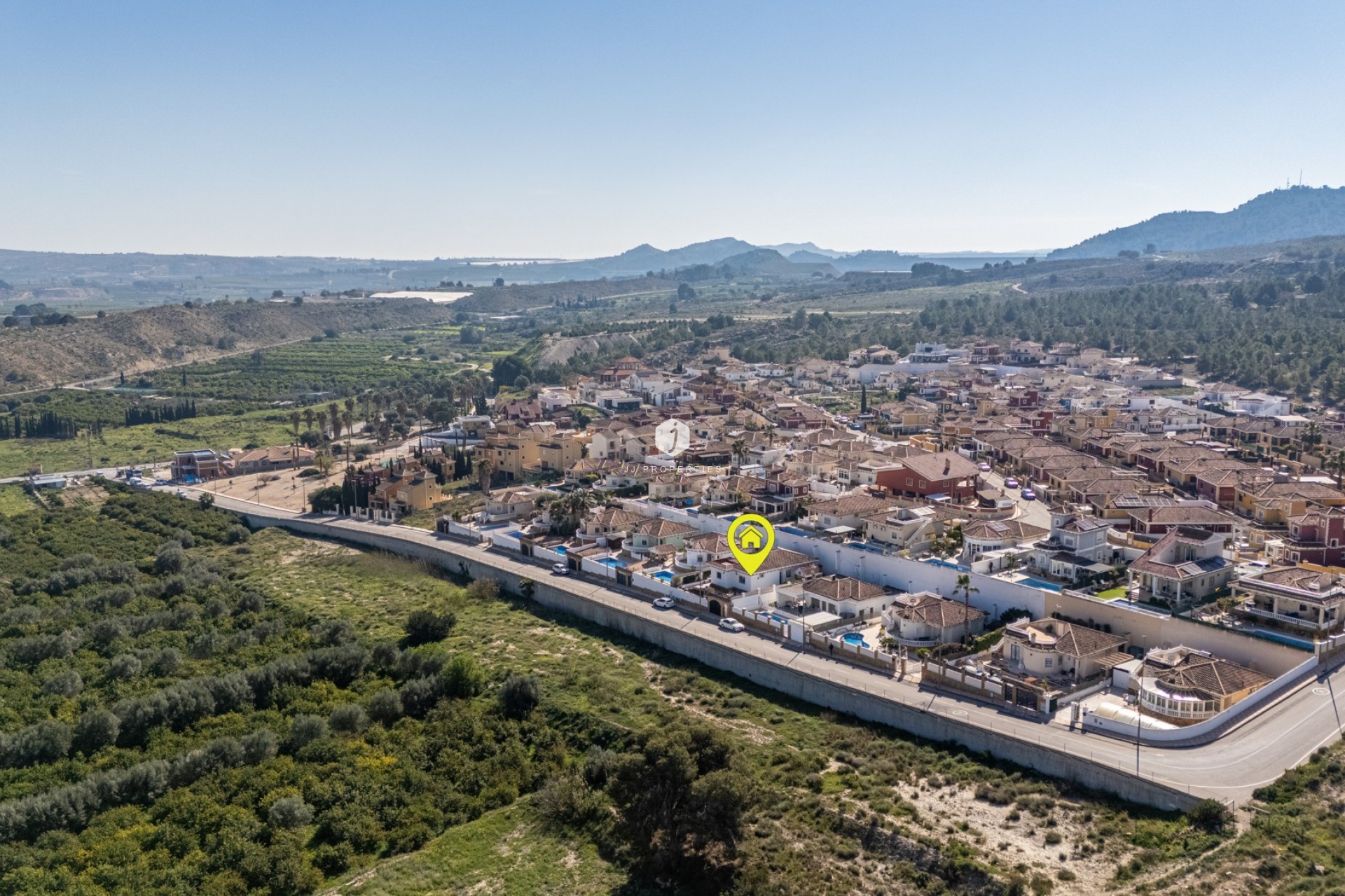 Resale - Villa -
Bigastro - Inland