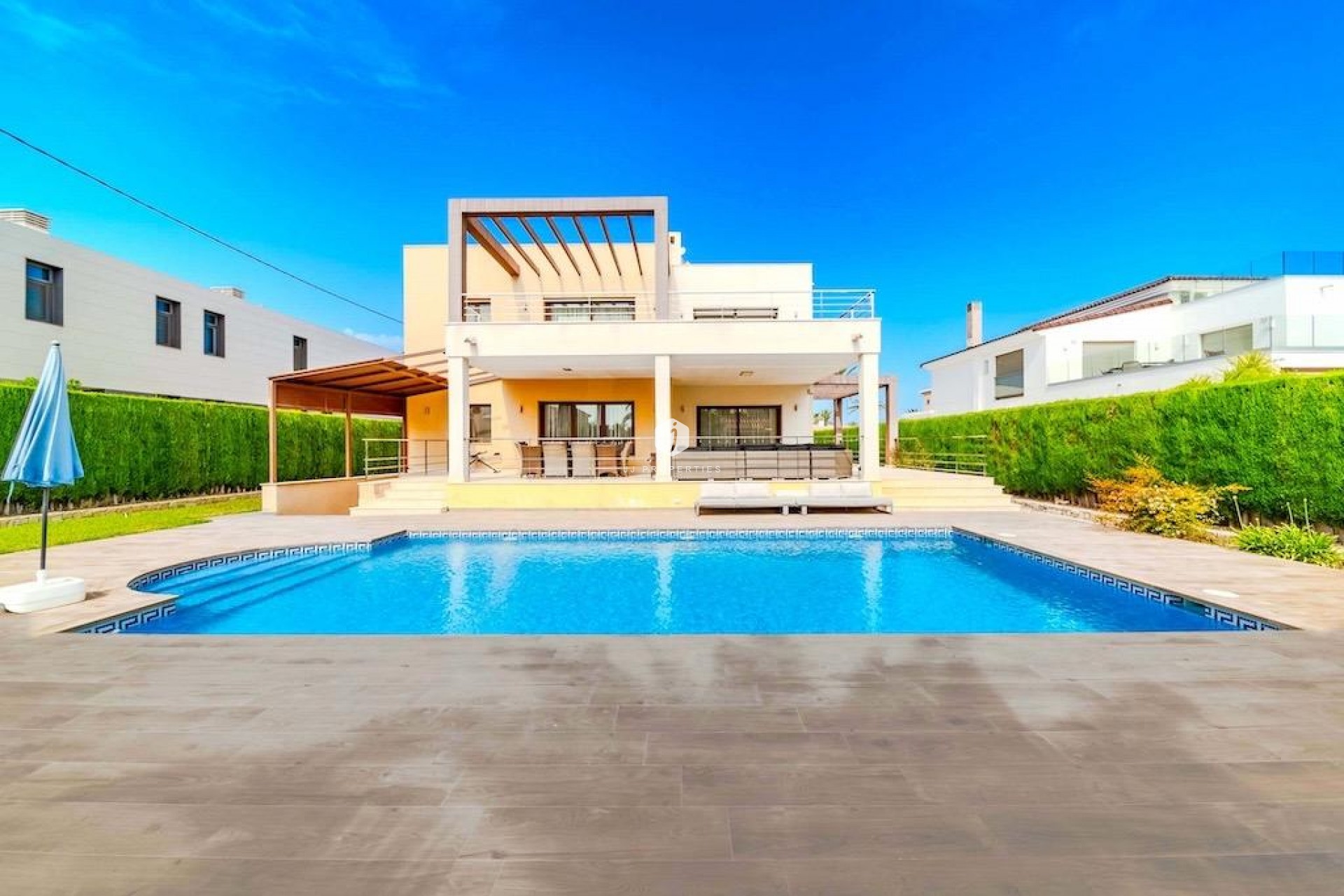 Resale - Villa -
Cabo Roig - Costa Blanca