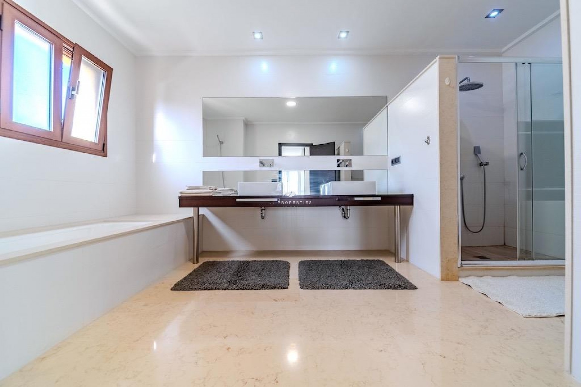 Resale - Villa -
Cabo Roig - Costa Blanca