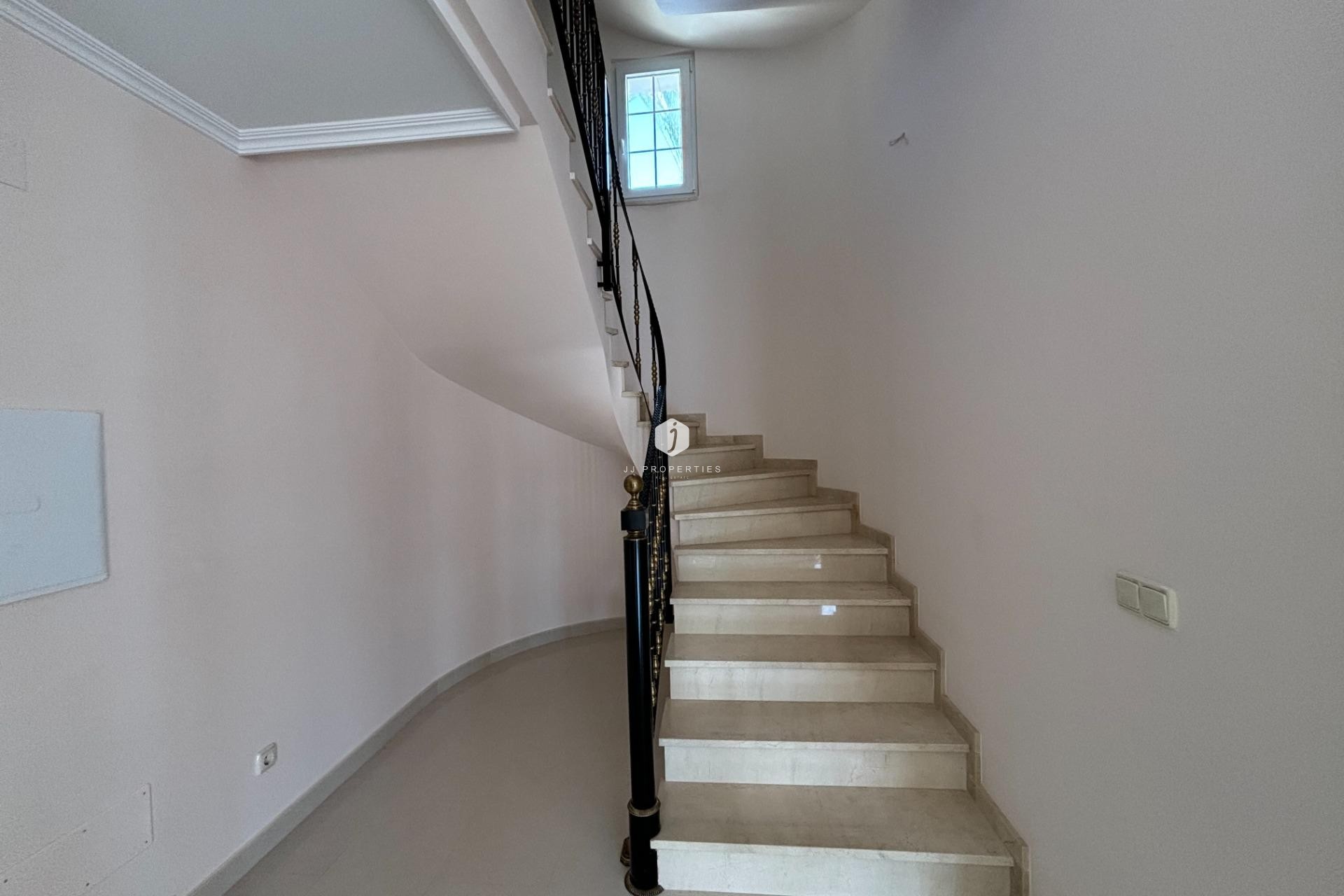 Resale - Villa -
Cabo Roig - Costa Blanca