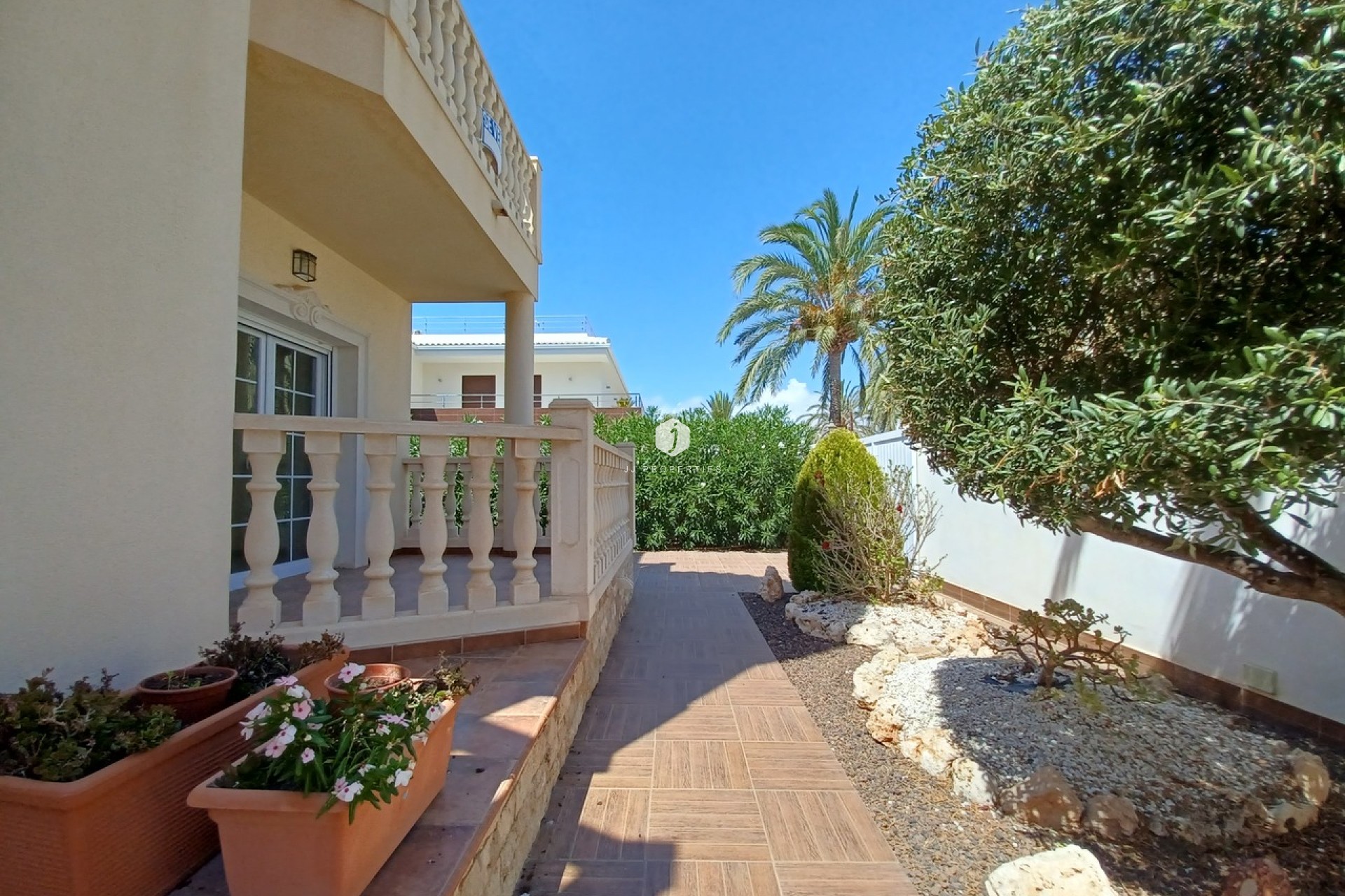Resale - Villa -
Cabo Roig - Costa Blanca
