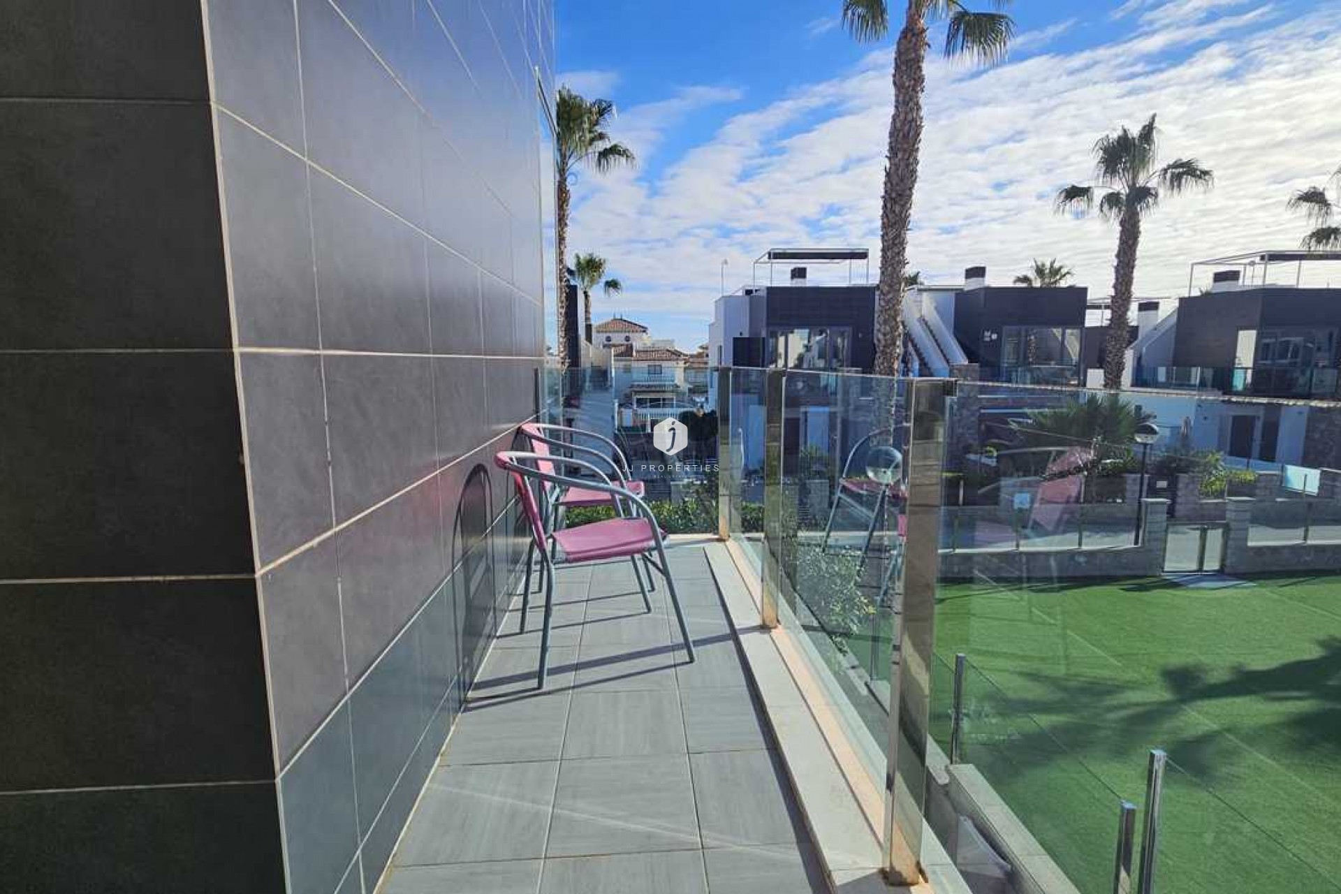 Resale - Villa -
Cabo Roig - Costa Blanca